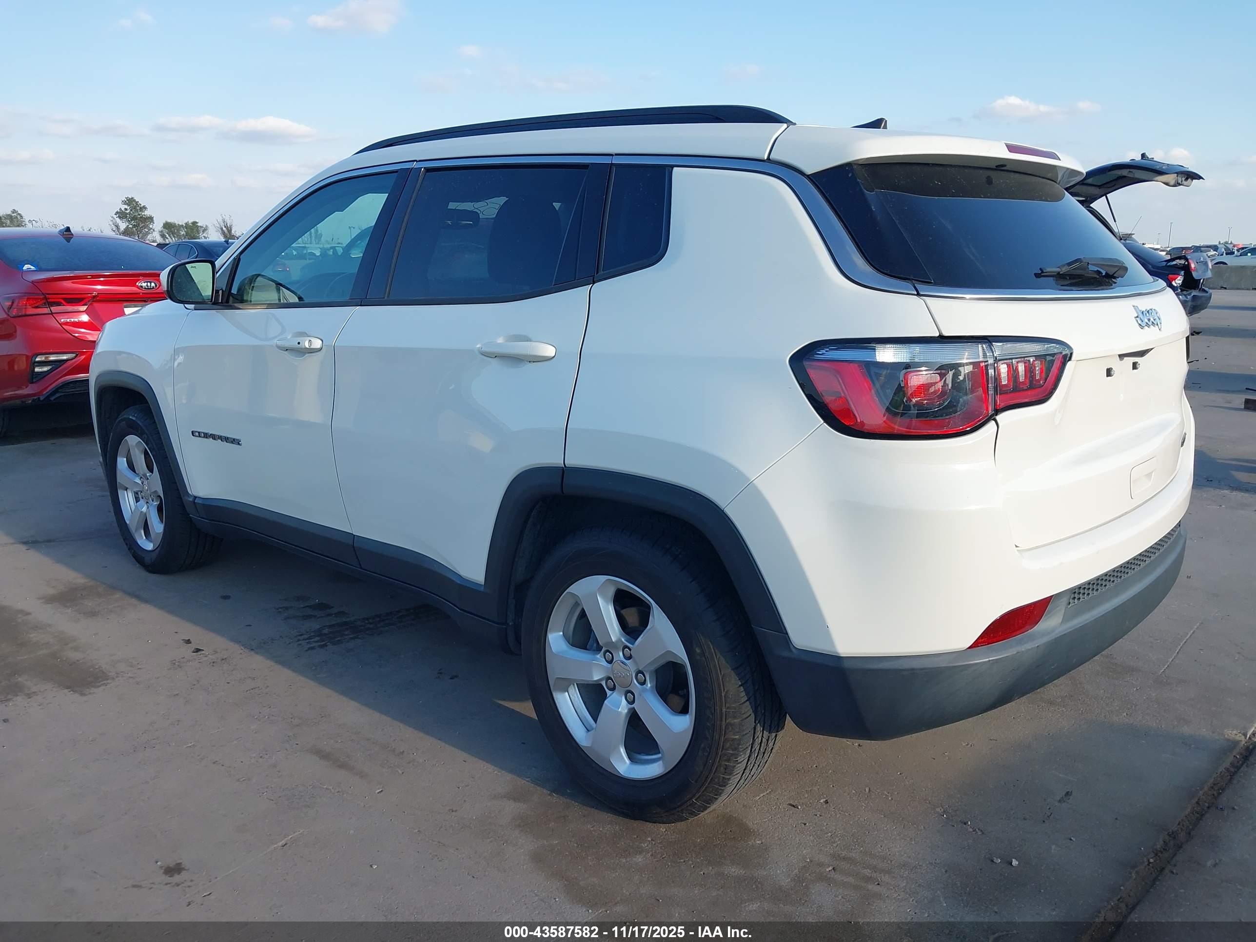 JEEP COMPASS image 3