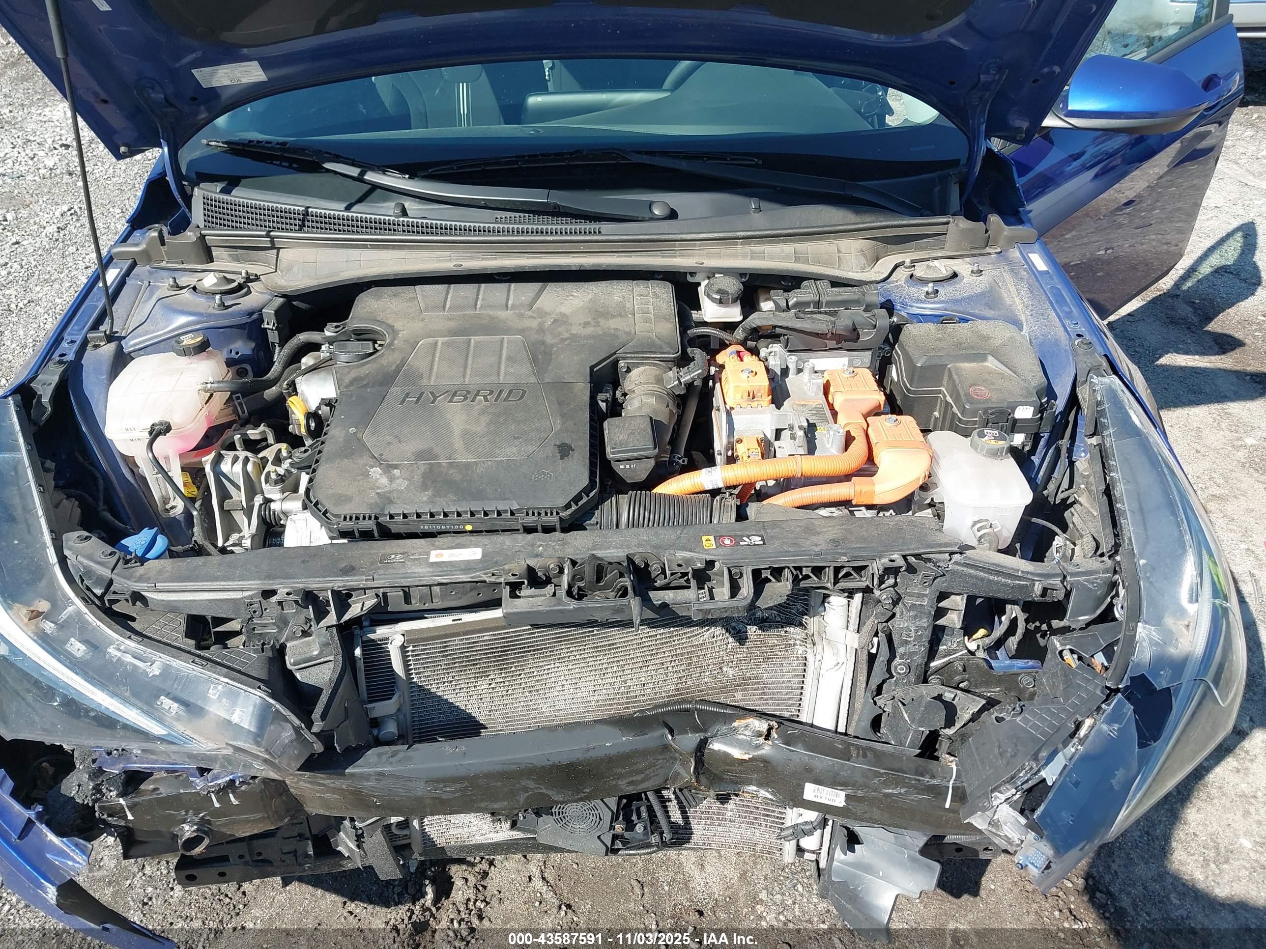 HYUNDAI ELANTRA image 10