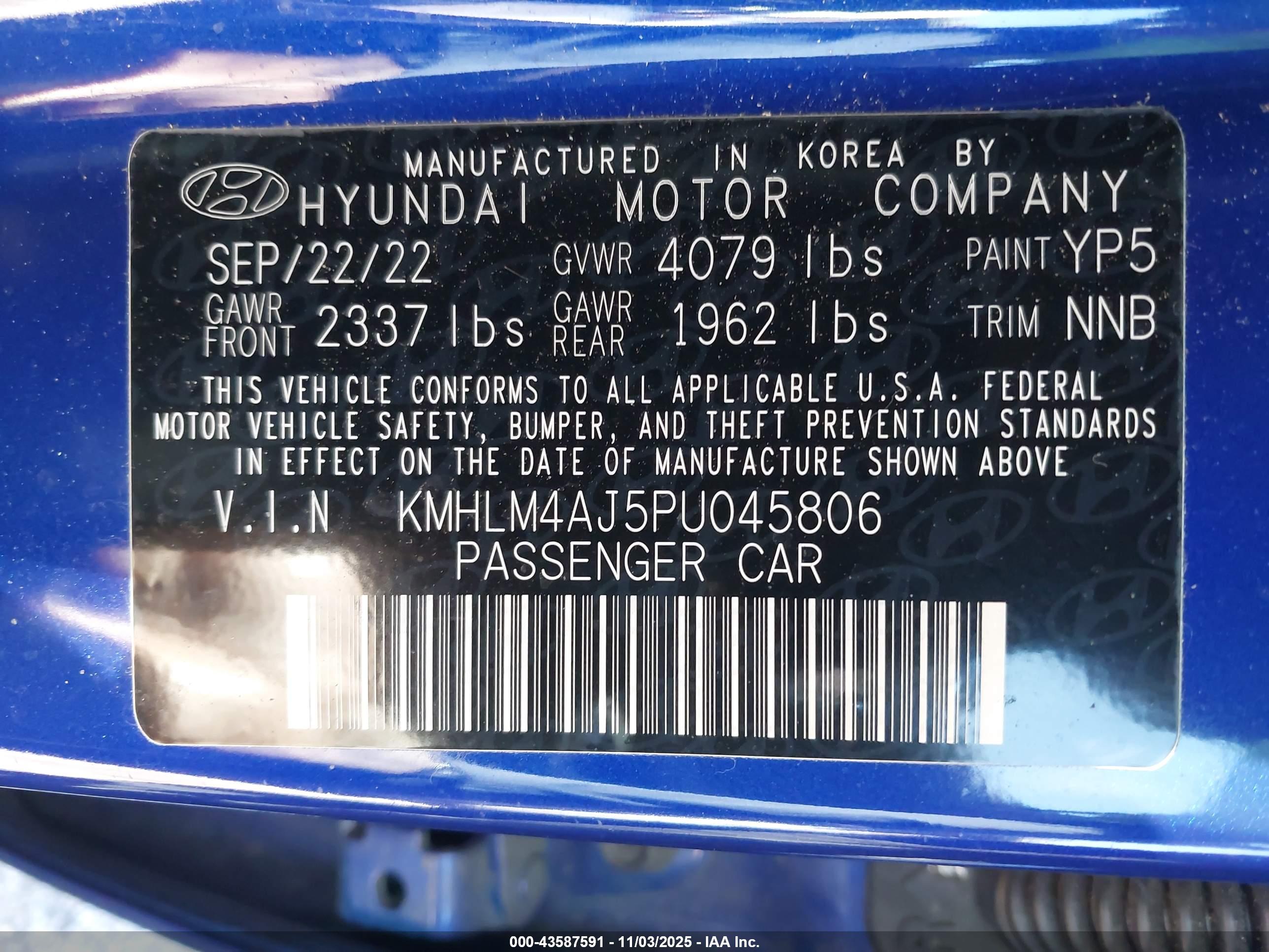 HYUNDAI ELANTRA image 9