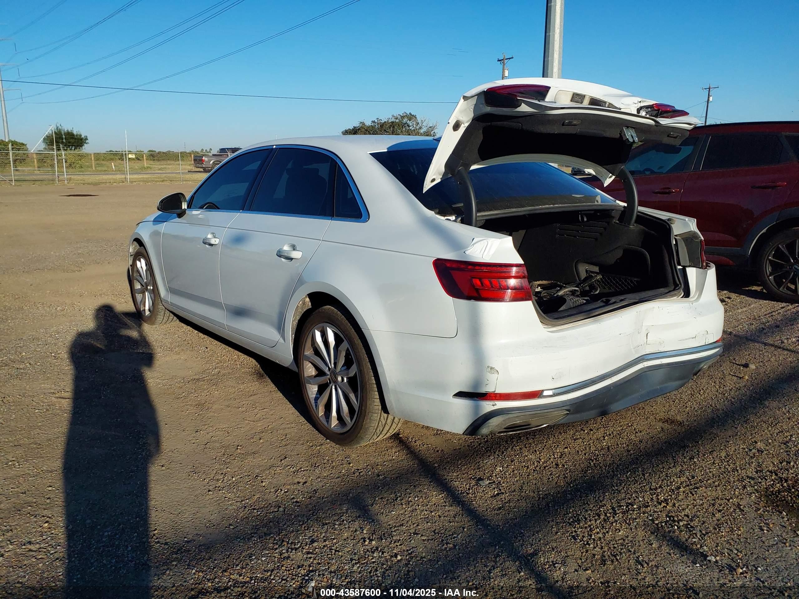 AUDI A4 image 3