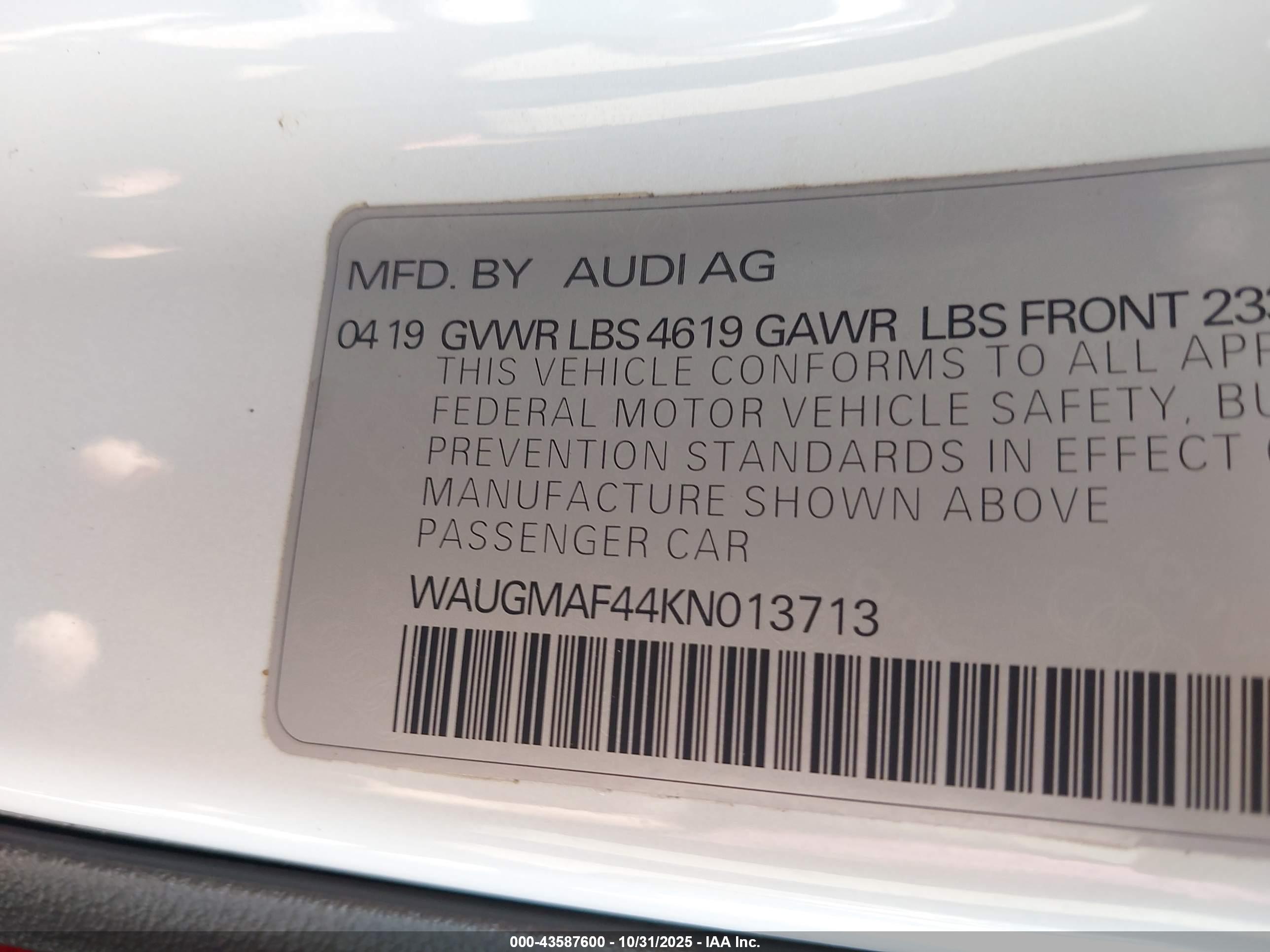 AUDI A4 image 9