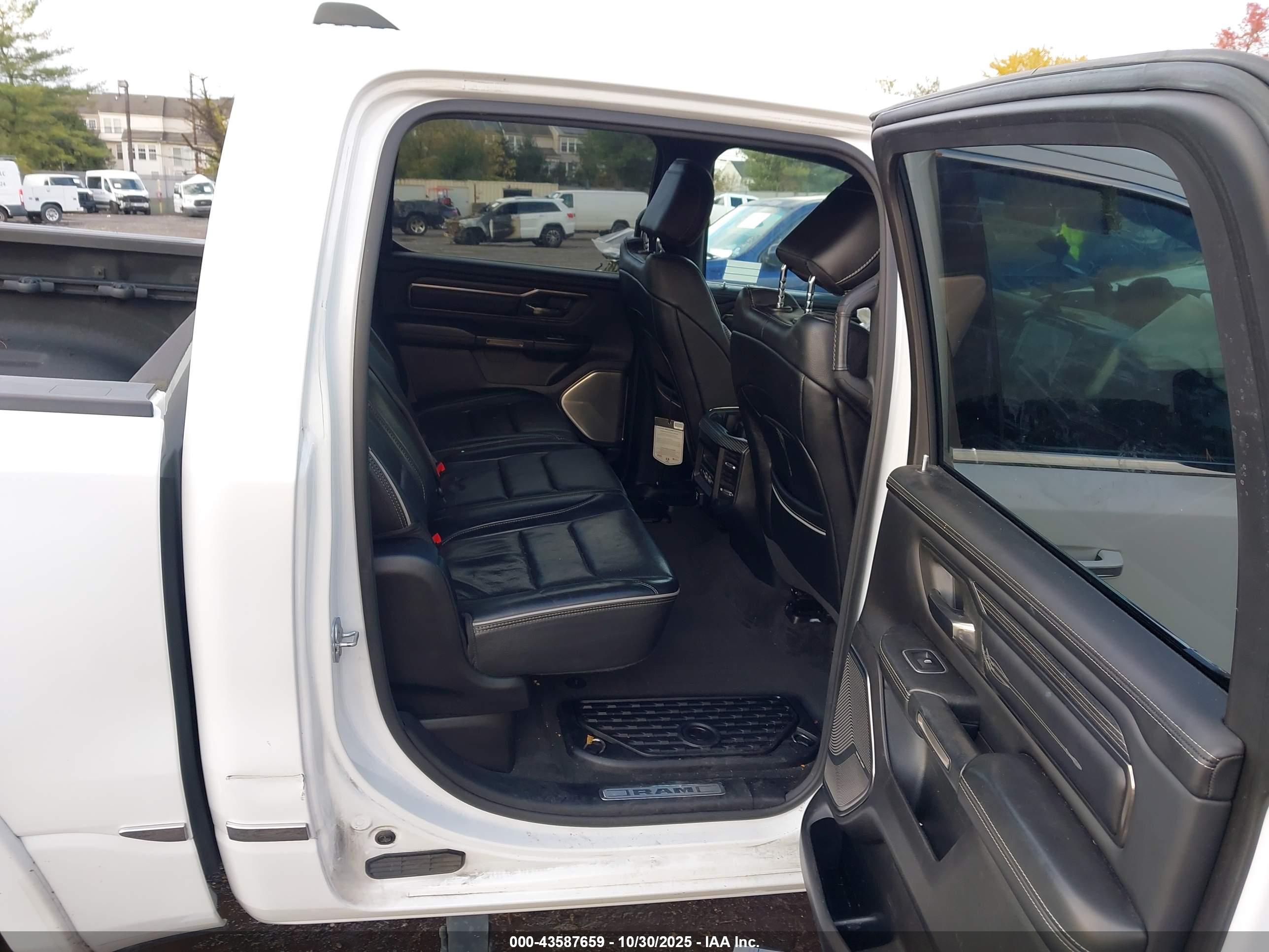 RAM 1500 image 8