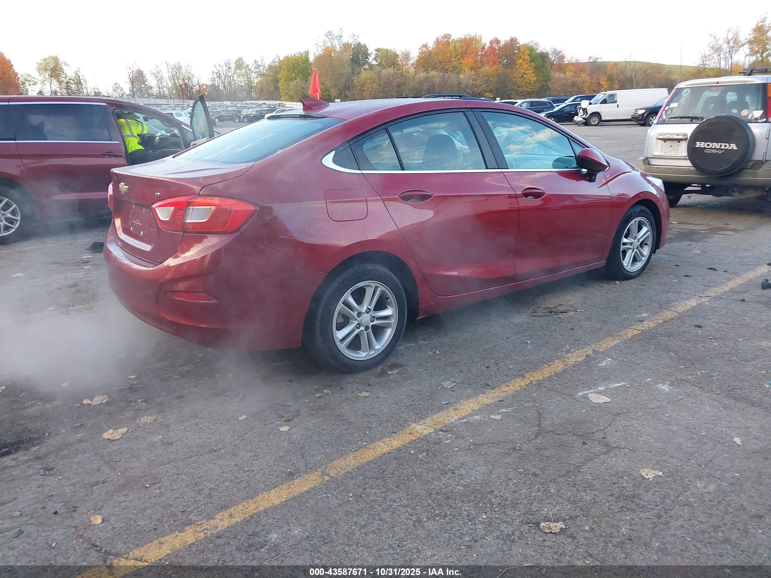 CHEVROLET CRUZE image 4