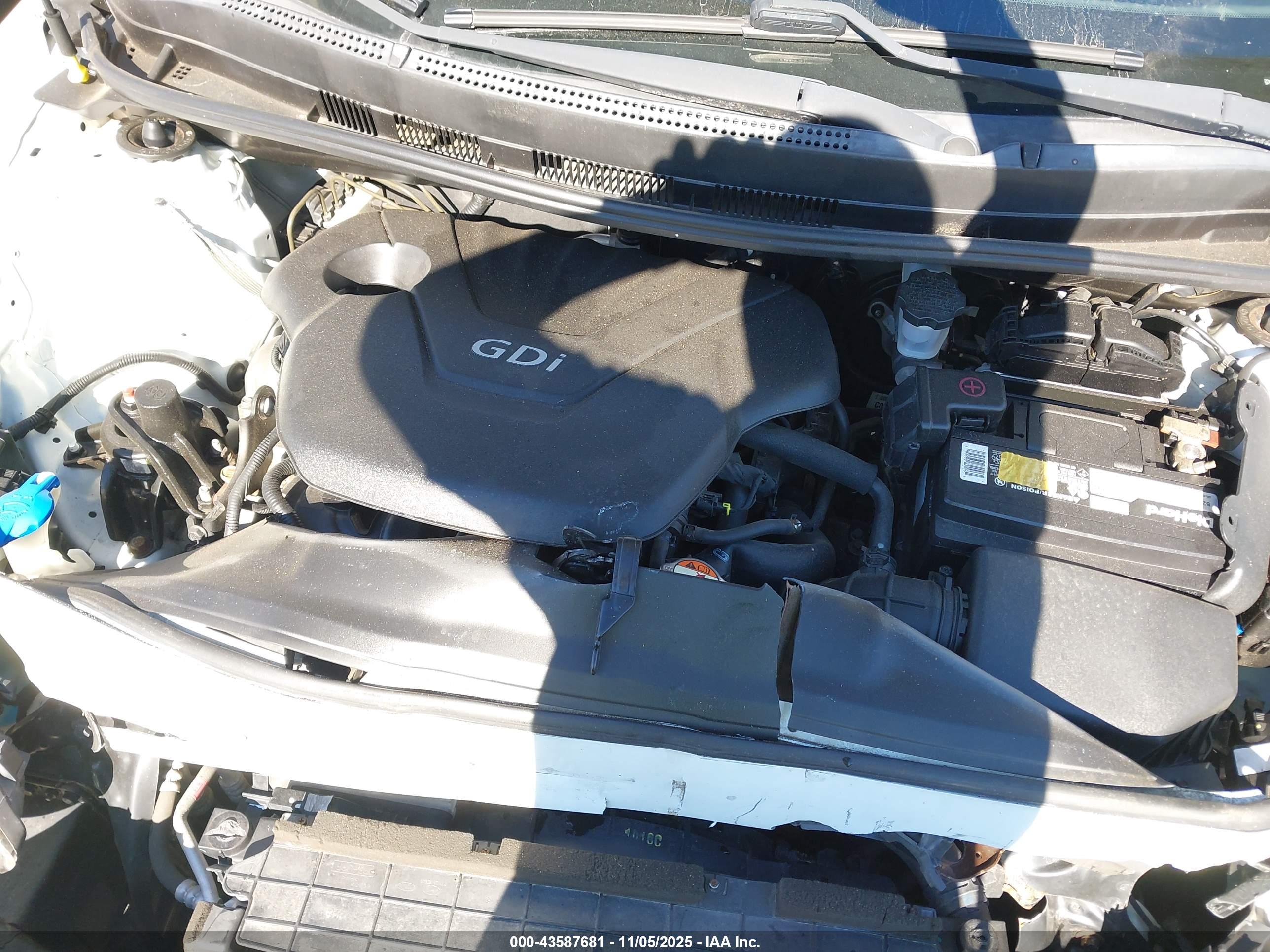 HYUNDAI ACCENT image 10