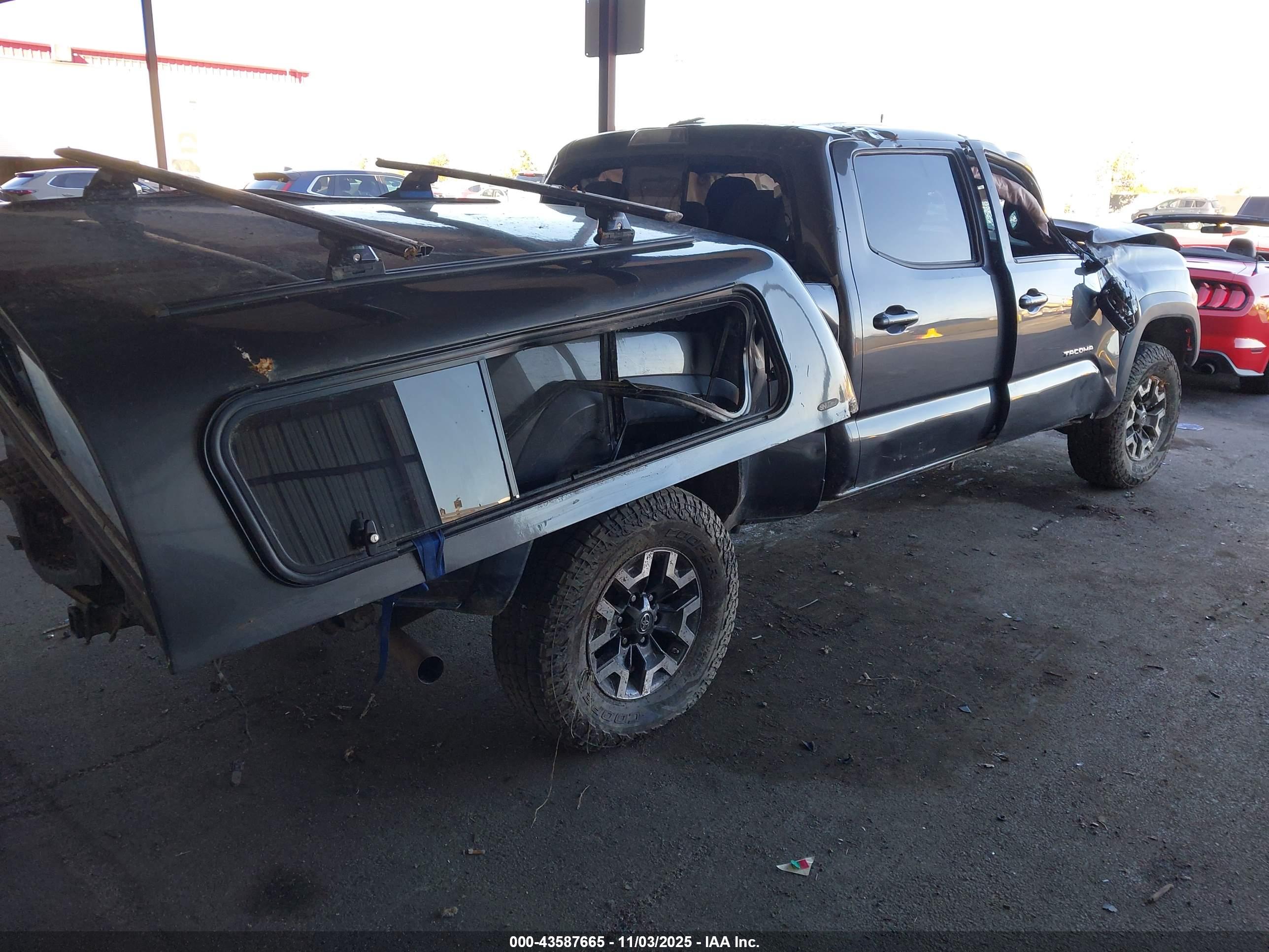 TOYOTA TACOMA image 4