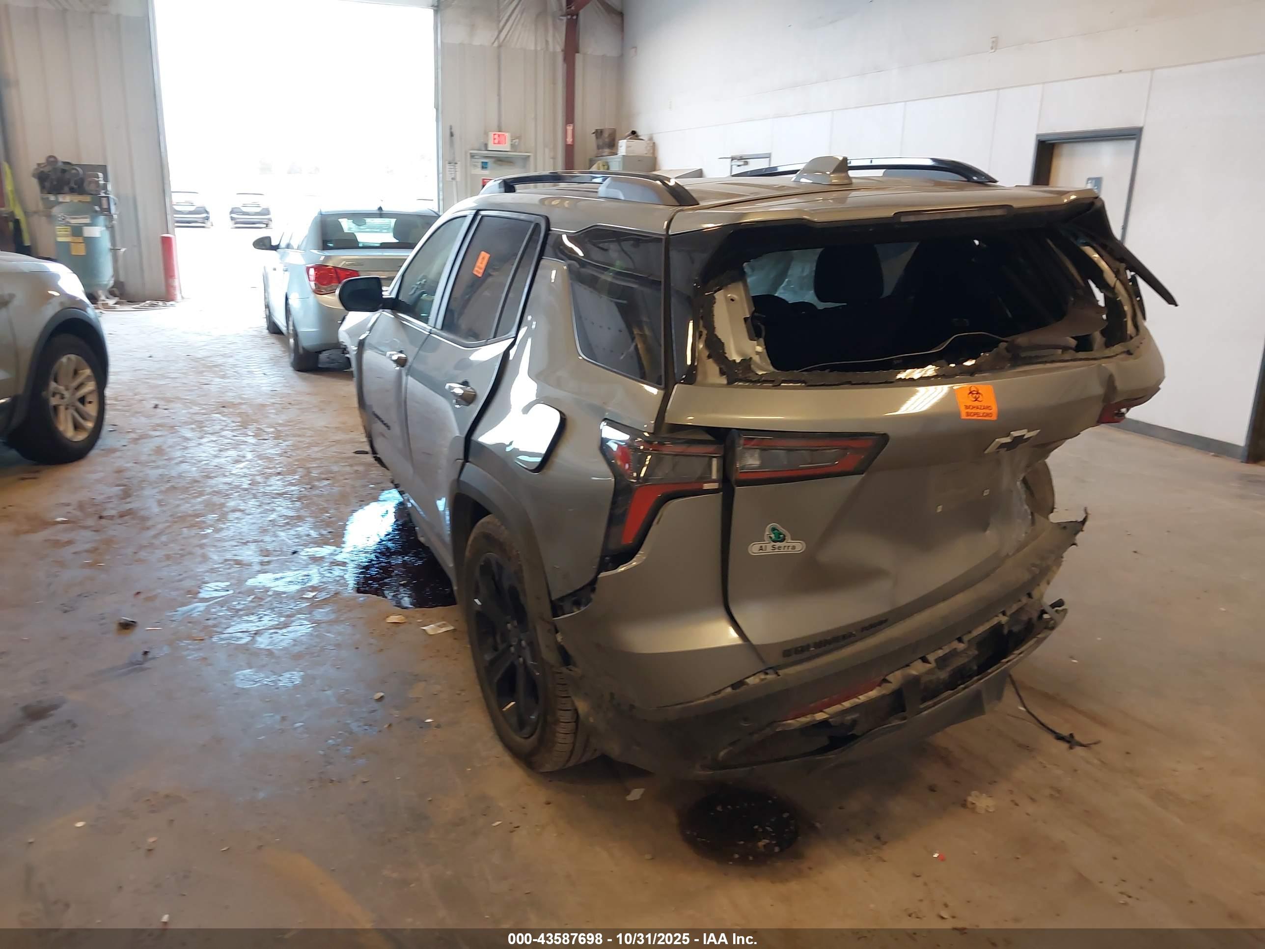CHEVROLET EQUINOX image 3