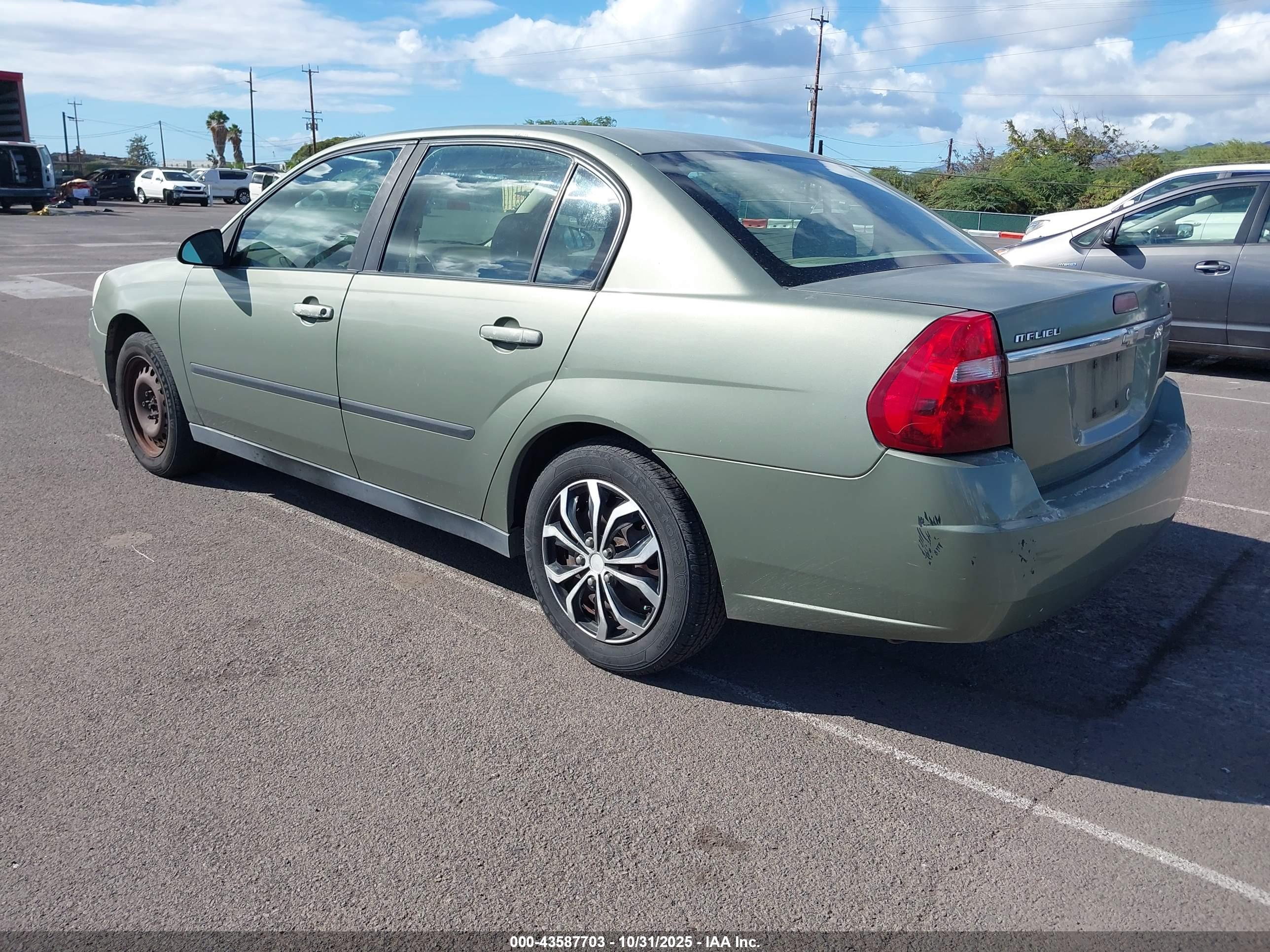 CHEVROLET MALIBU image 3