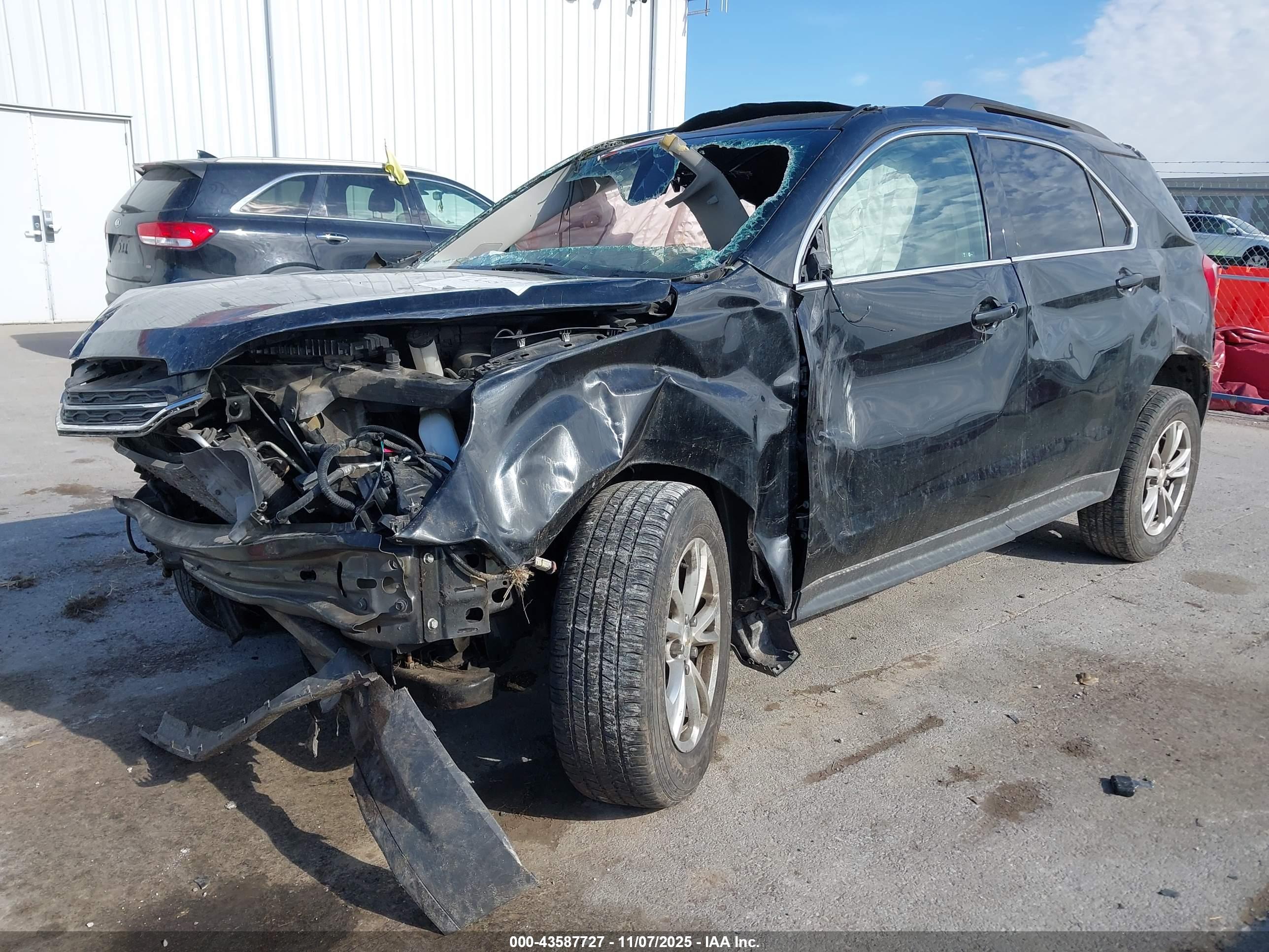 CHEVROLET EQUINOX image 2