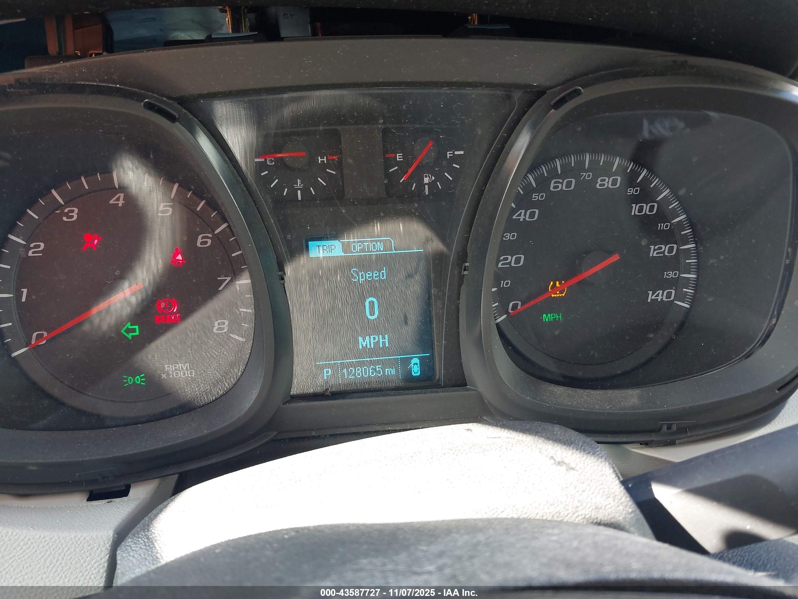 CHEVROLET EQUINOX image 7