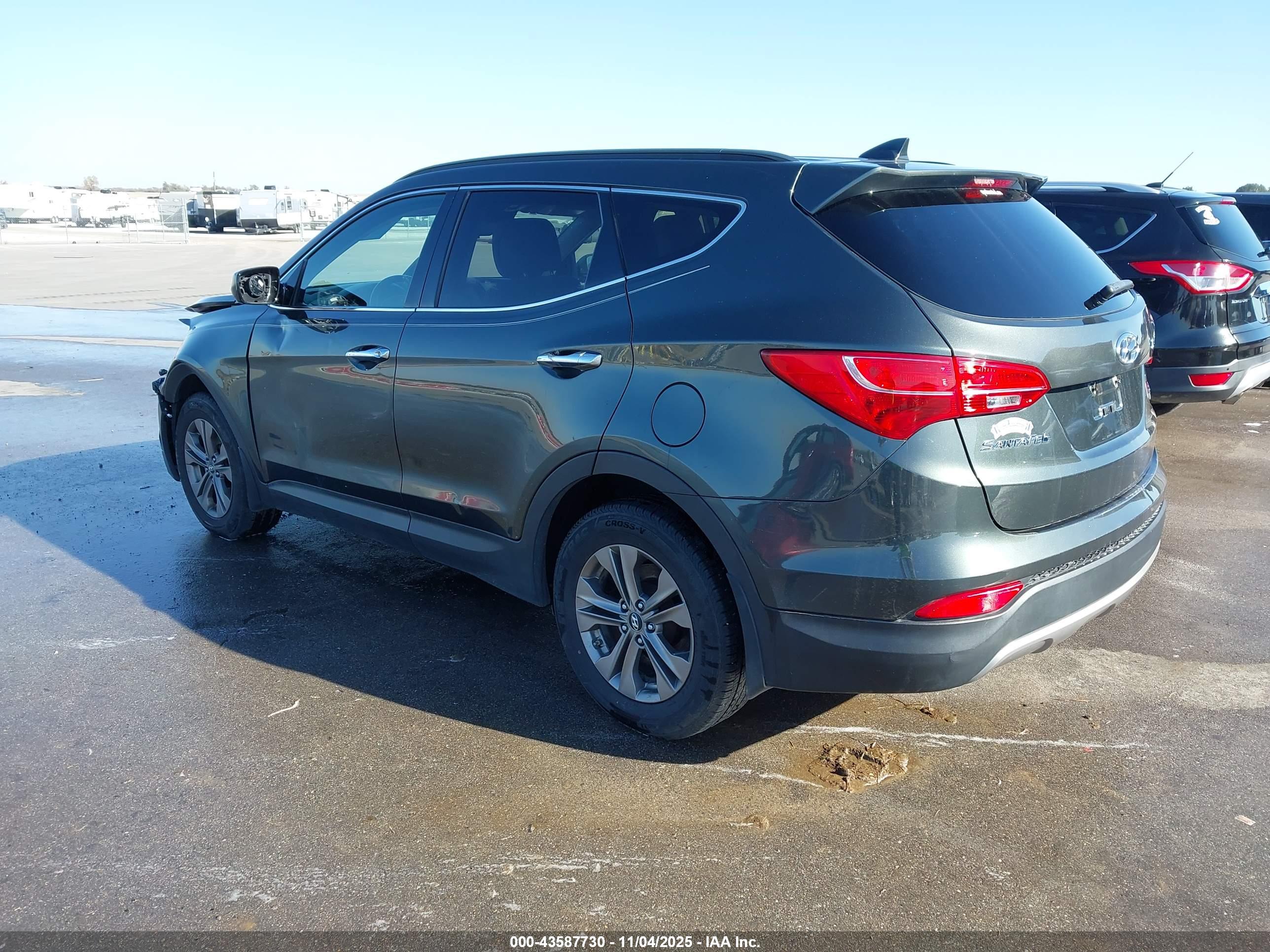 HYUNDAI SANTA image 3
