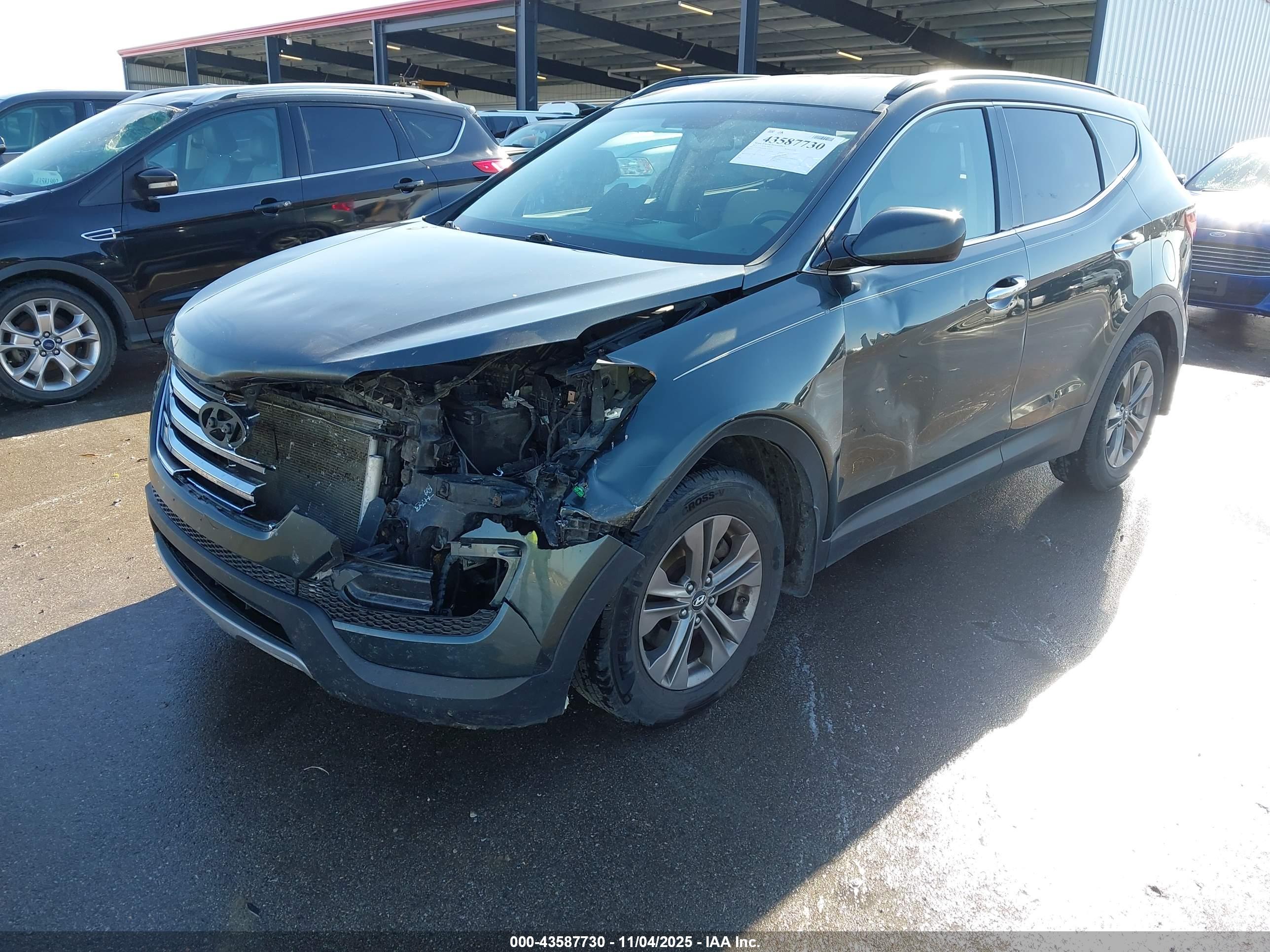 HYUNDAI SANTA image 6