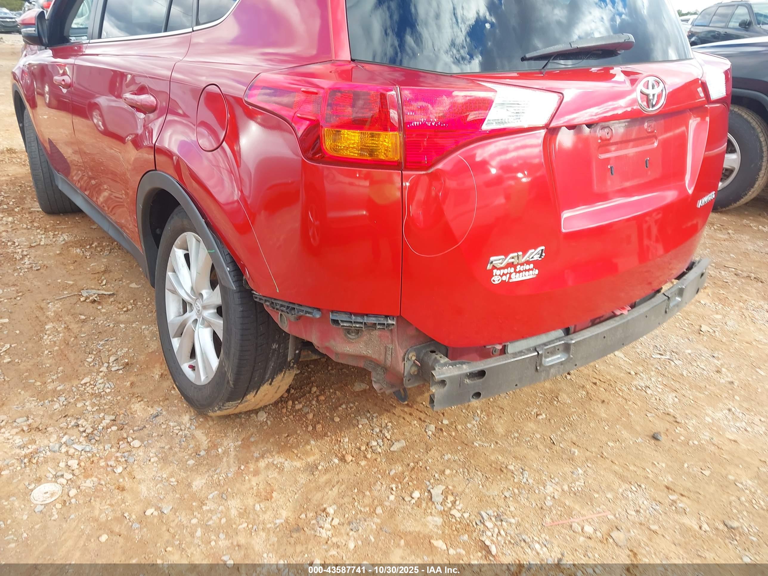 TOYOTA RAV4 image 6