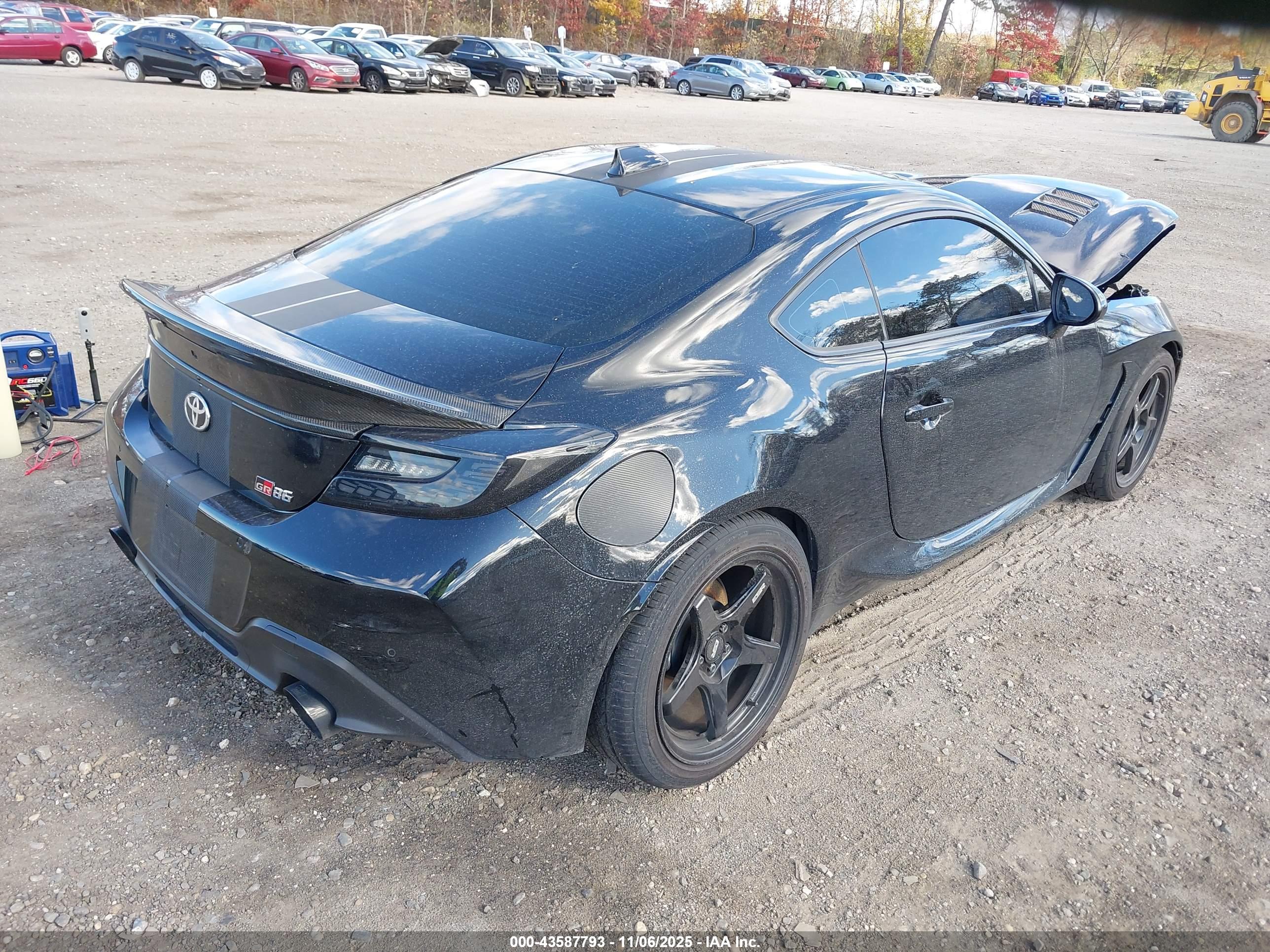 TOYOTA GR86 image 4