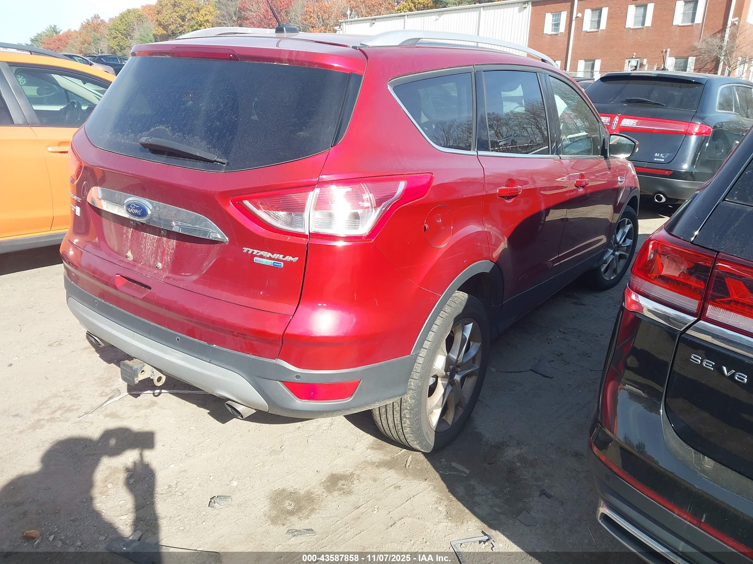 FORD ESCAPE image 4