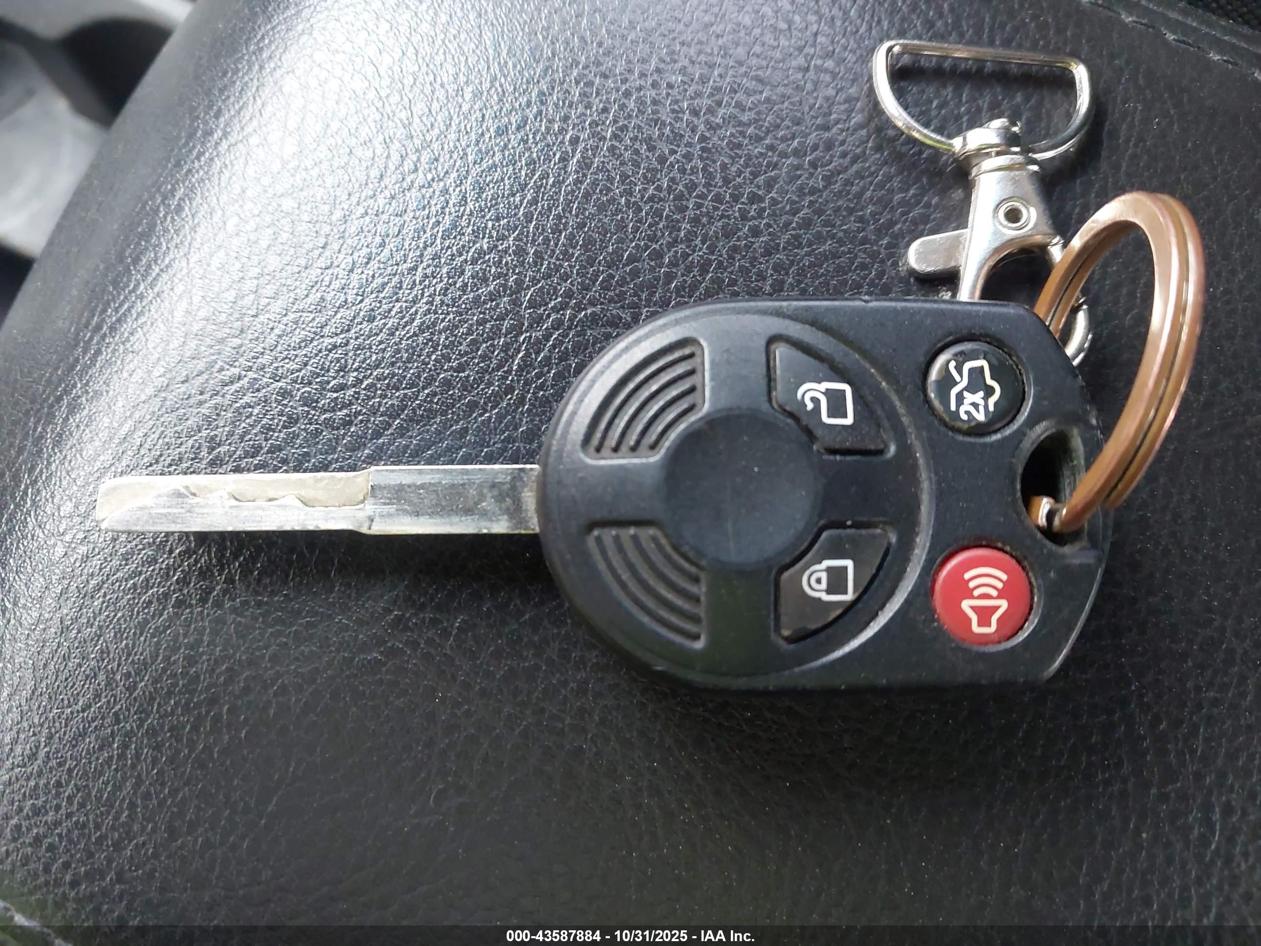 FORD FOCUS image 11