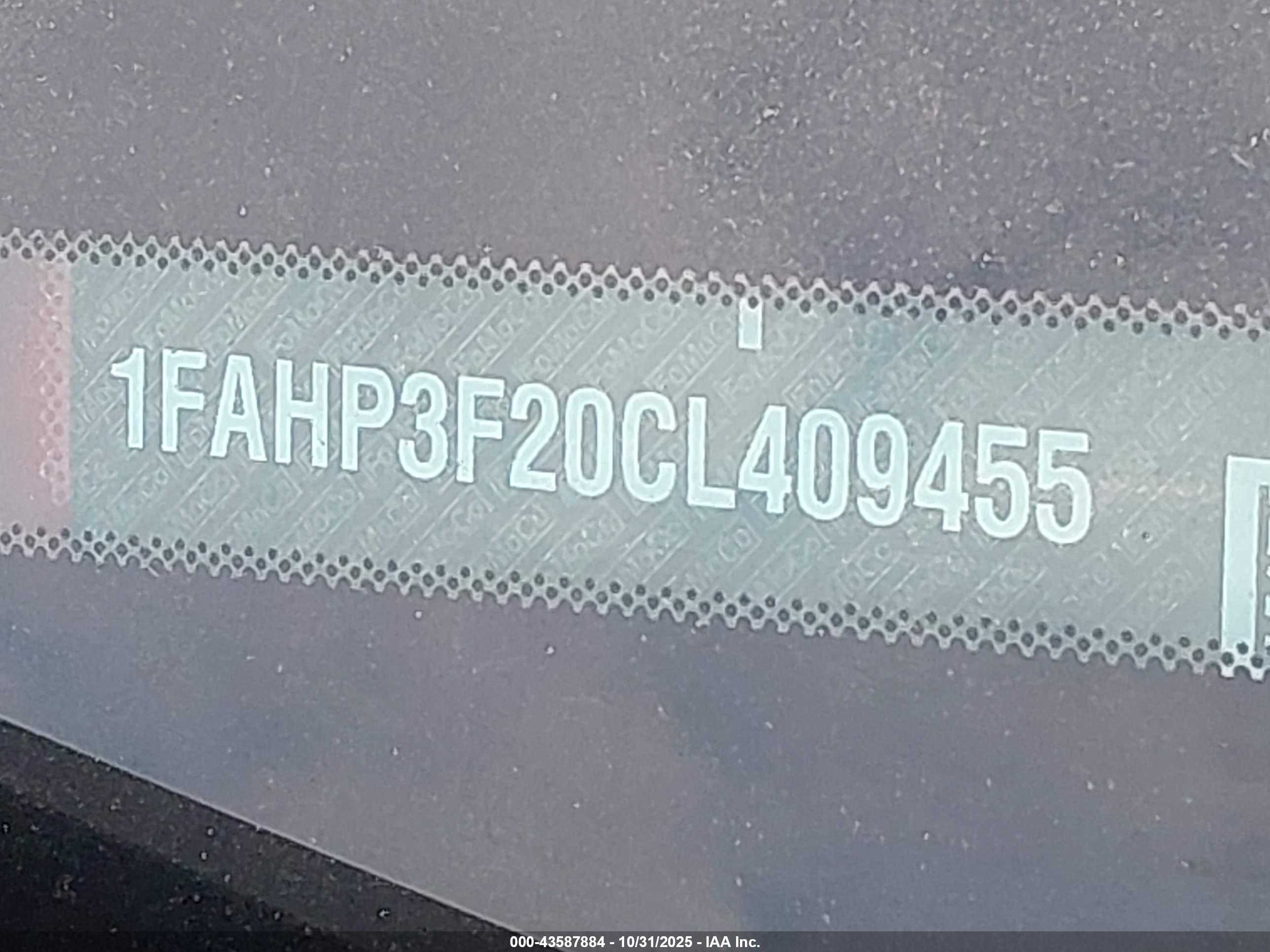 FORD FOCUS image 9