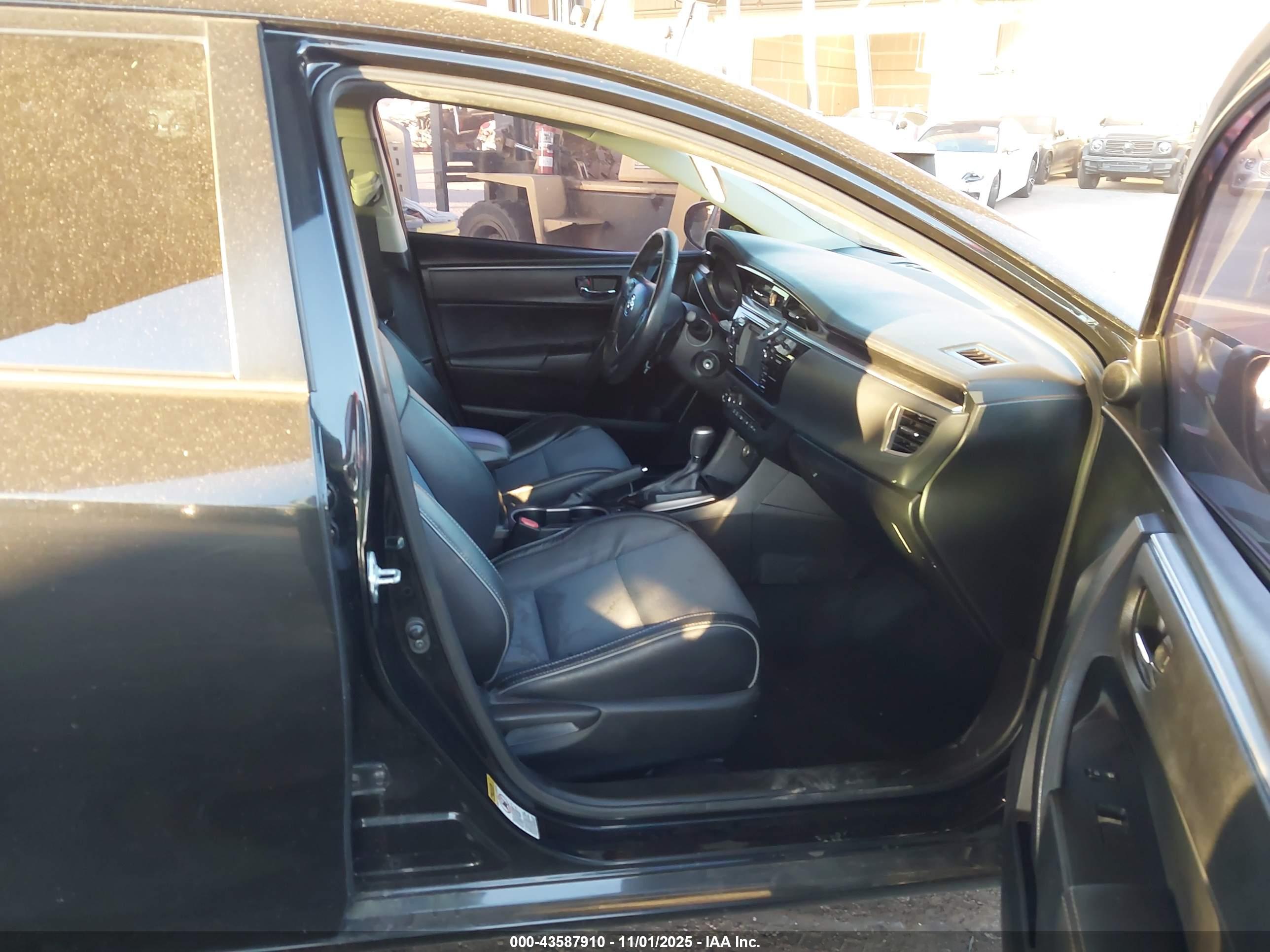 TOYOTA COROLLA image 5