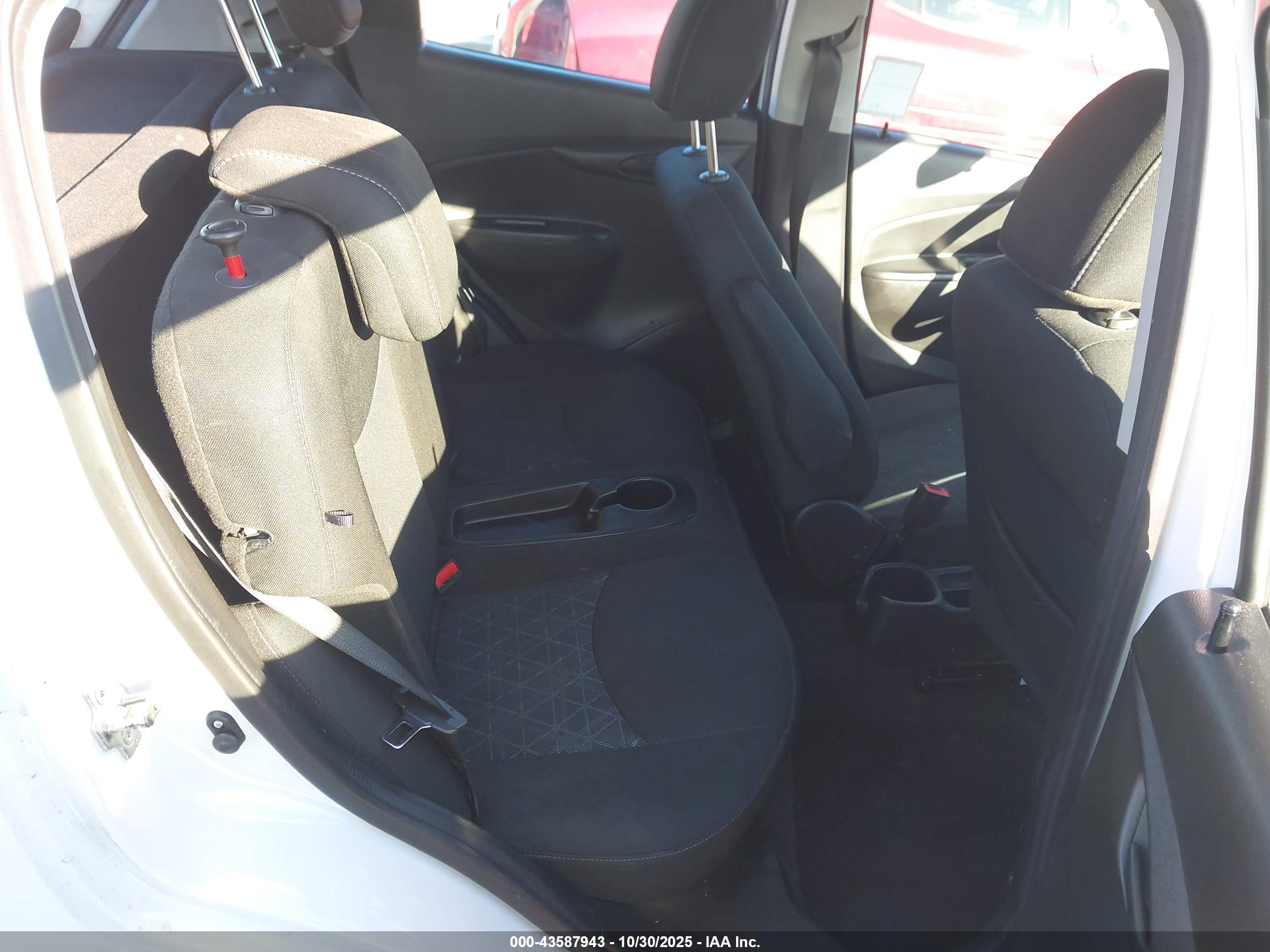CHEVROLET SPARK image 8
