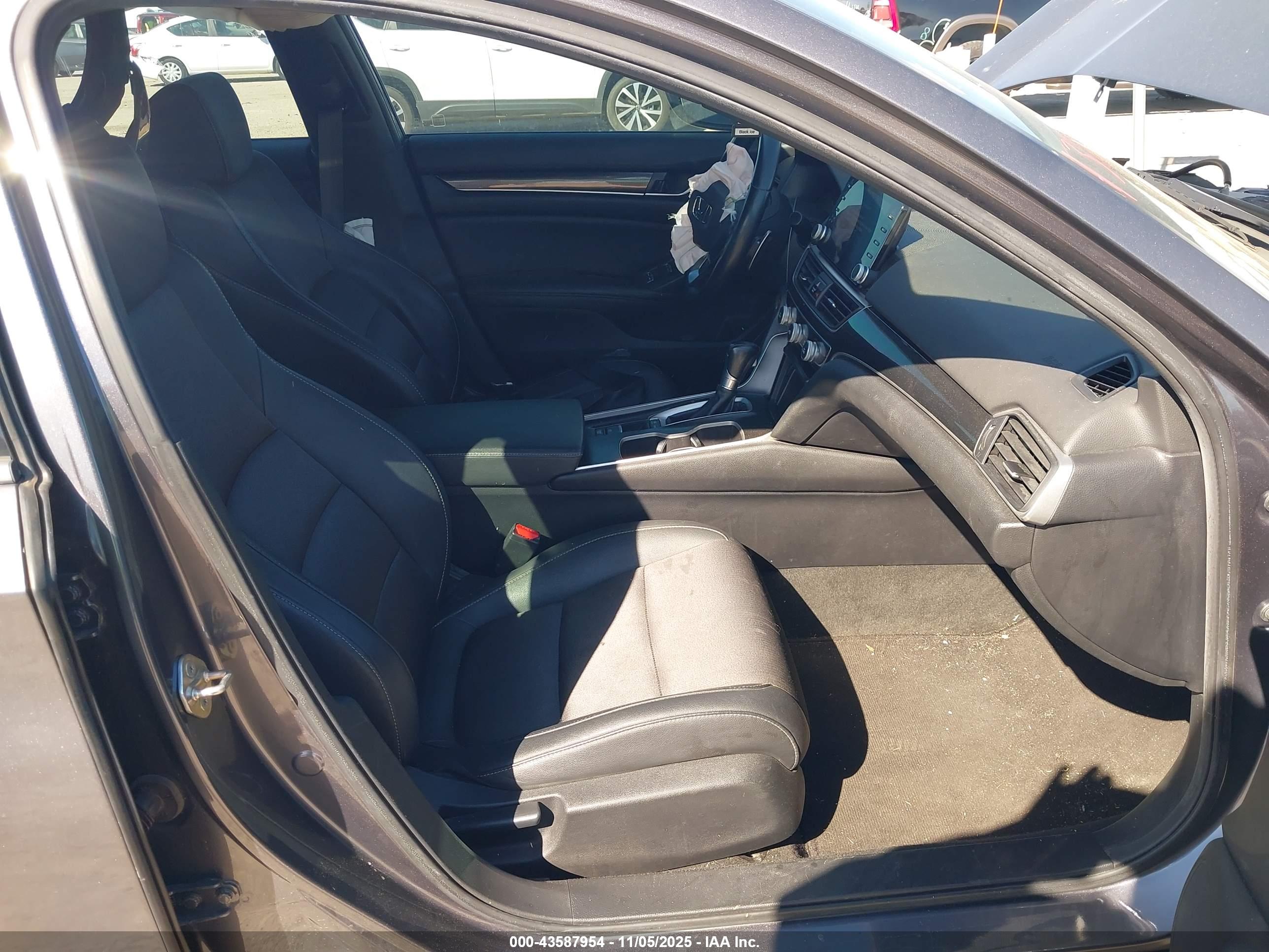 HONDA ACCORD image 5