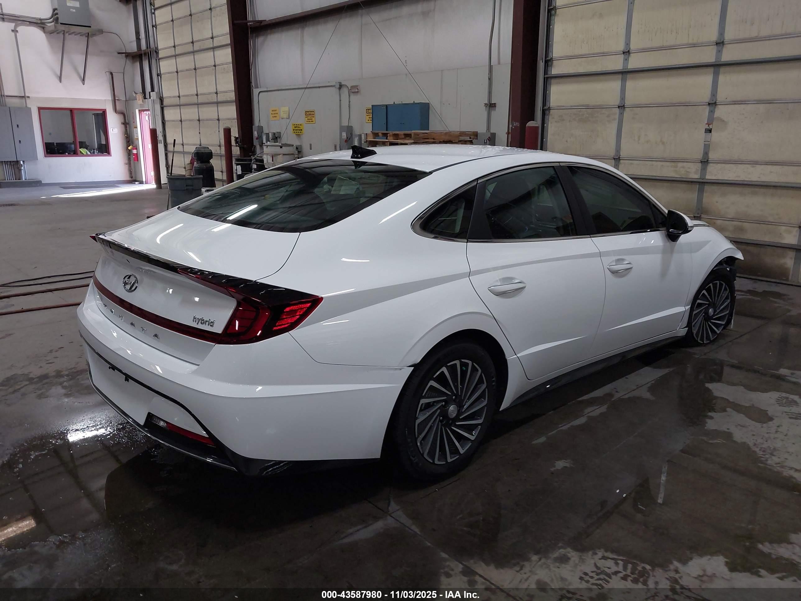 HYUNDAI SONATA image 4