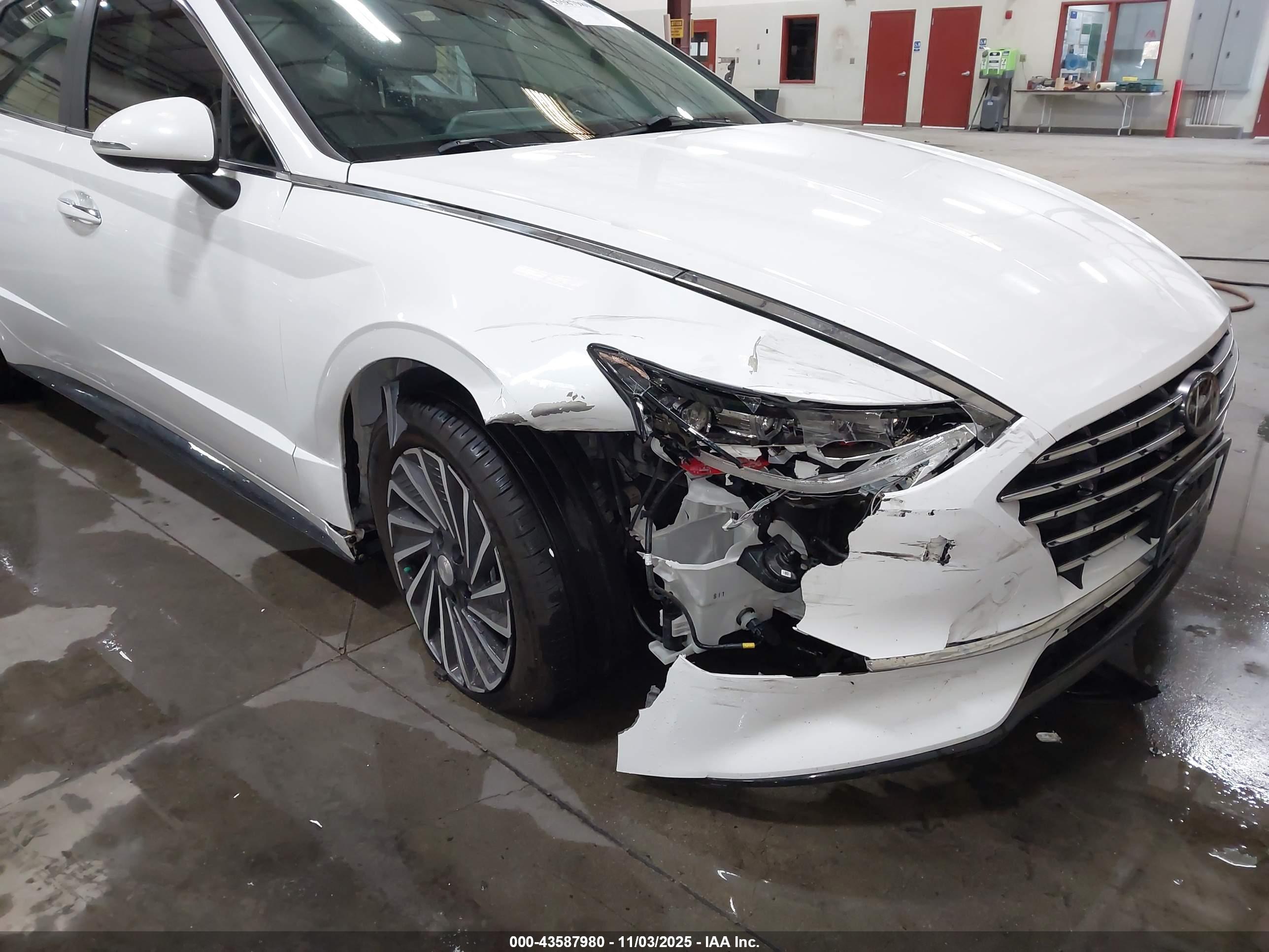 HYUNDAI SONATA image 6