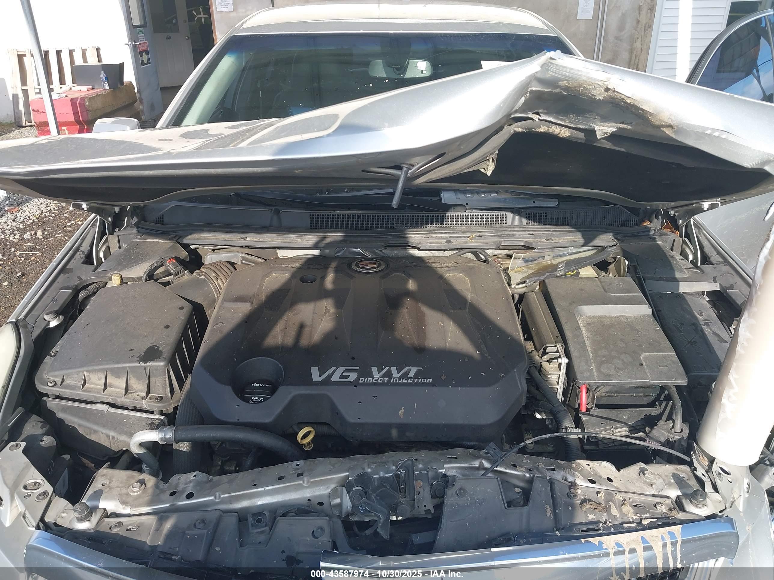 CADILLAC XTS image 10