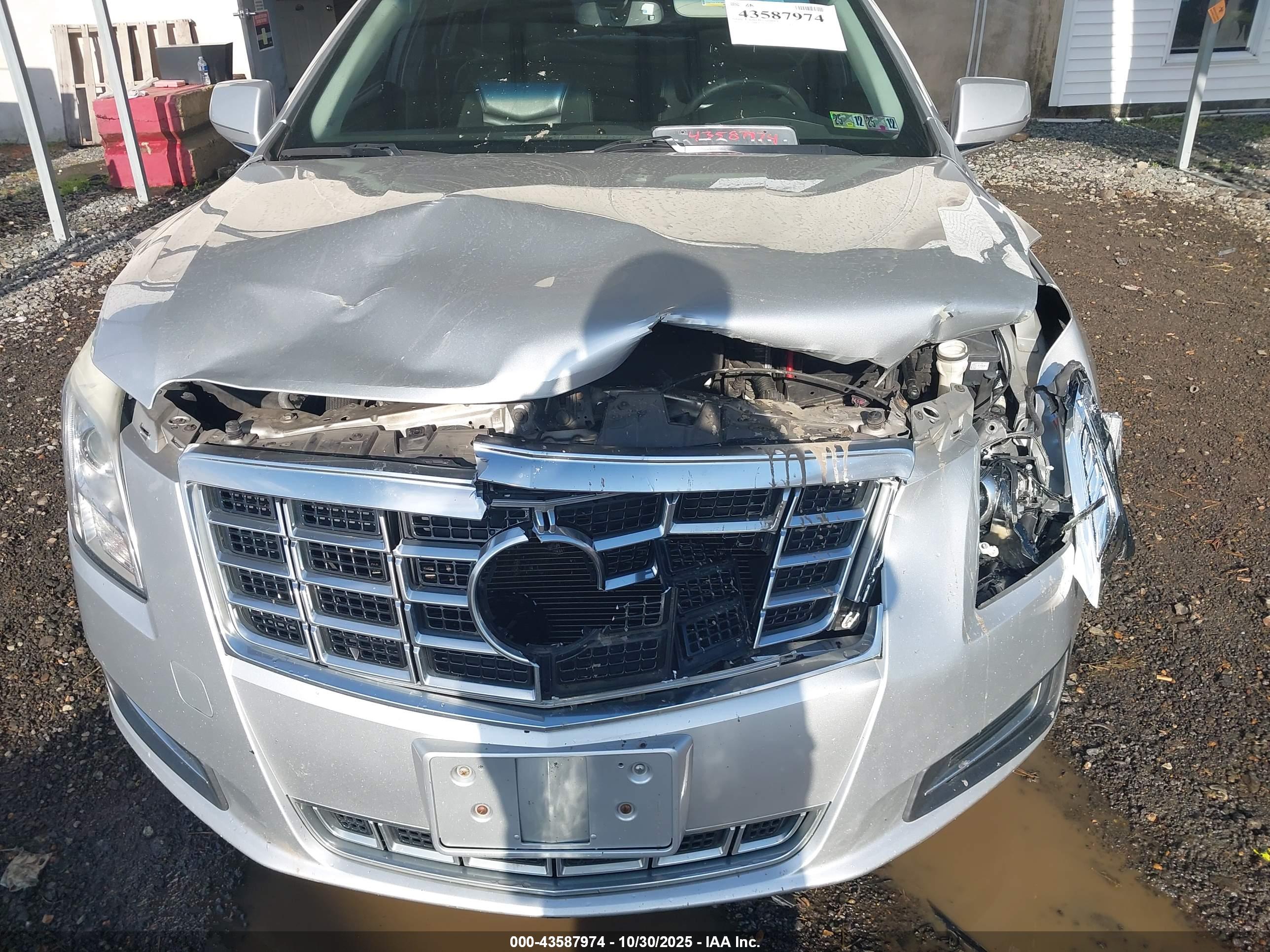 CADILLAC XTS image 6