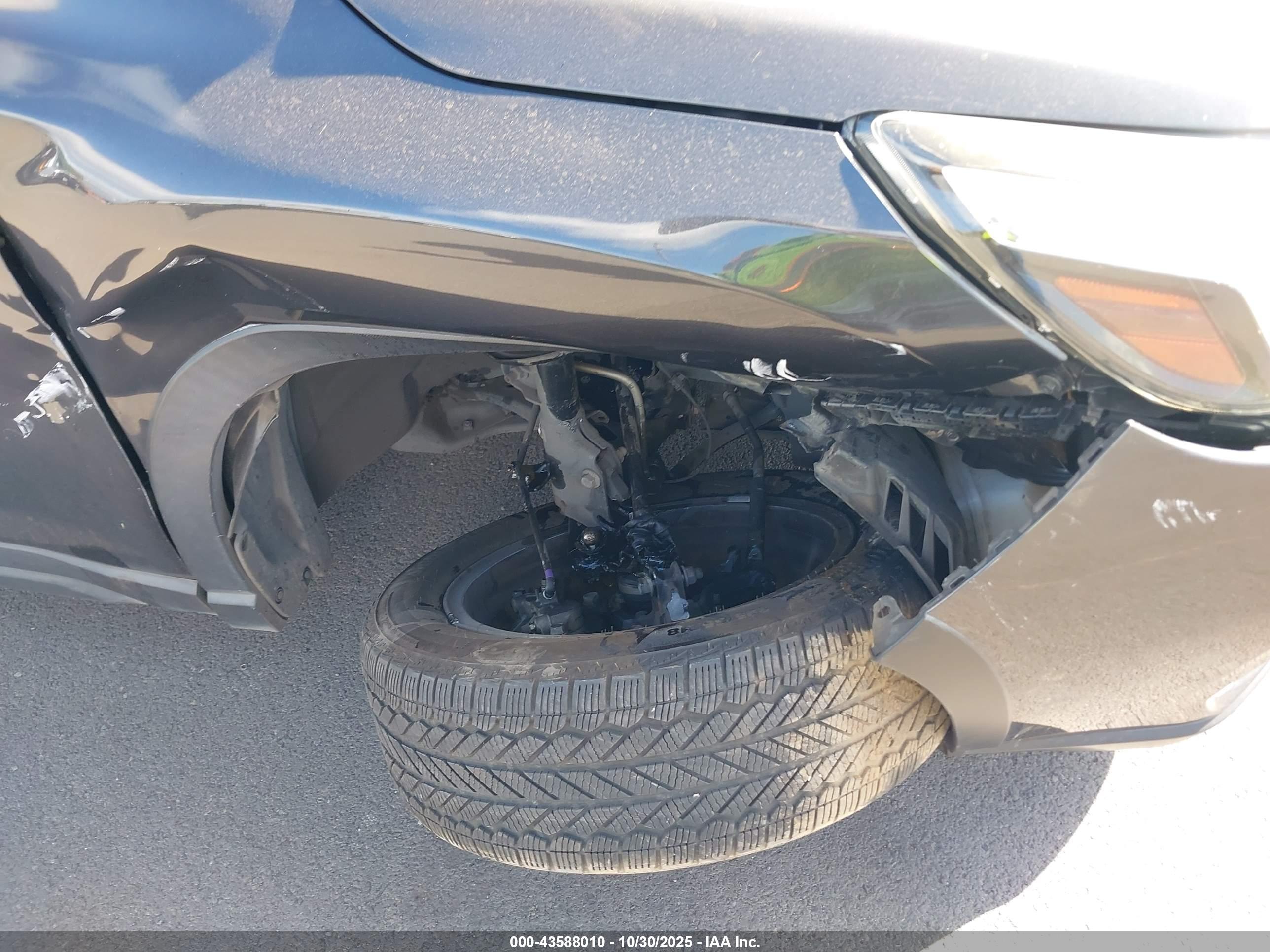 SUBARU FORESTER image 6