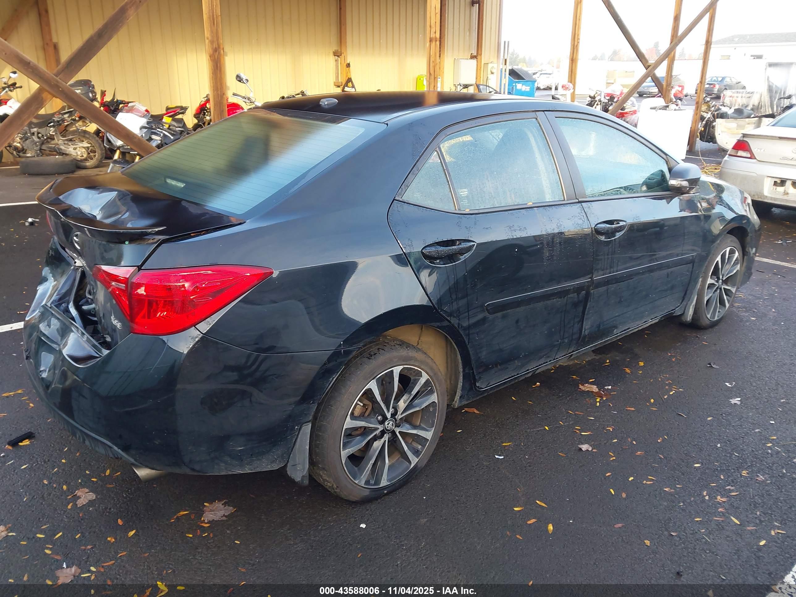 TOYOTA COROLLA image 4