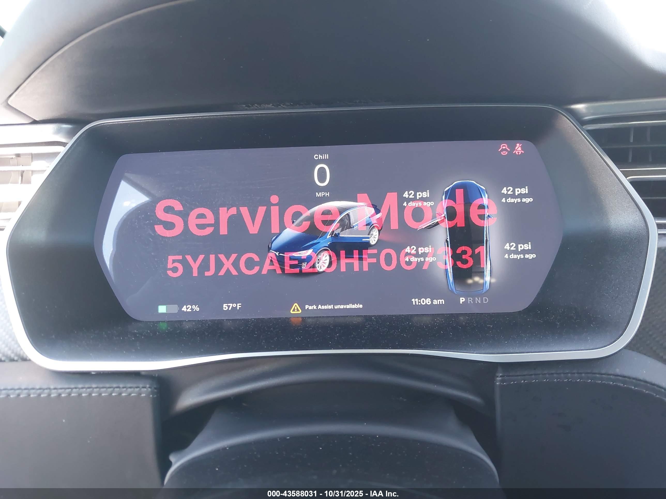 TESLA MODEL image 7