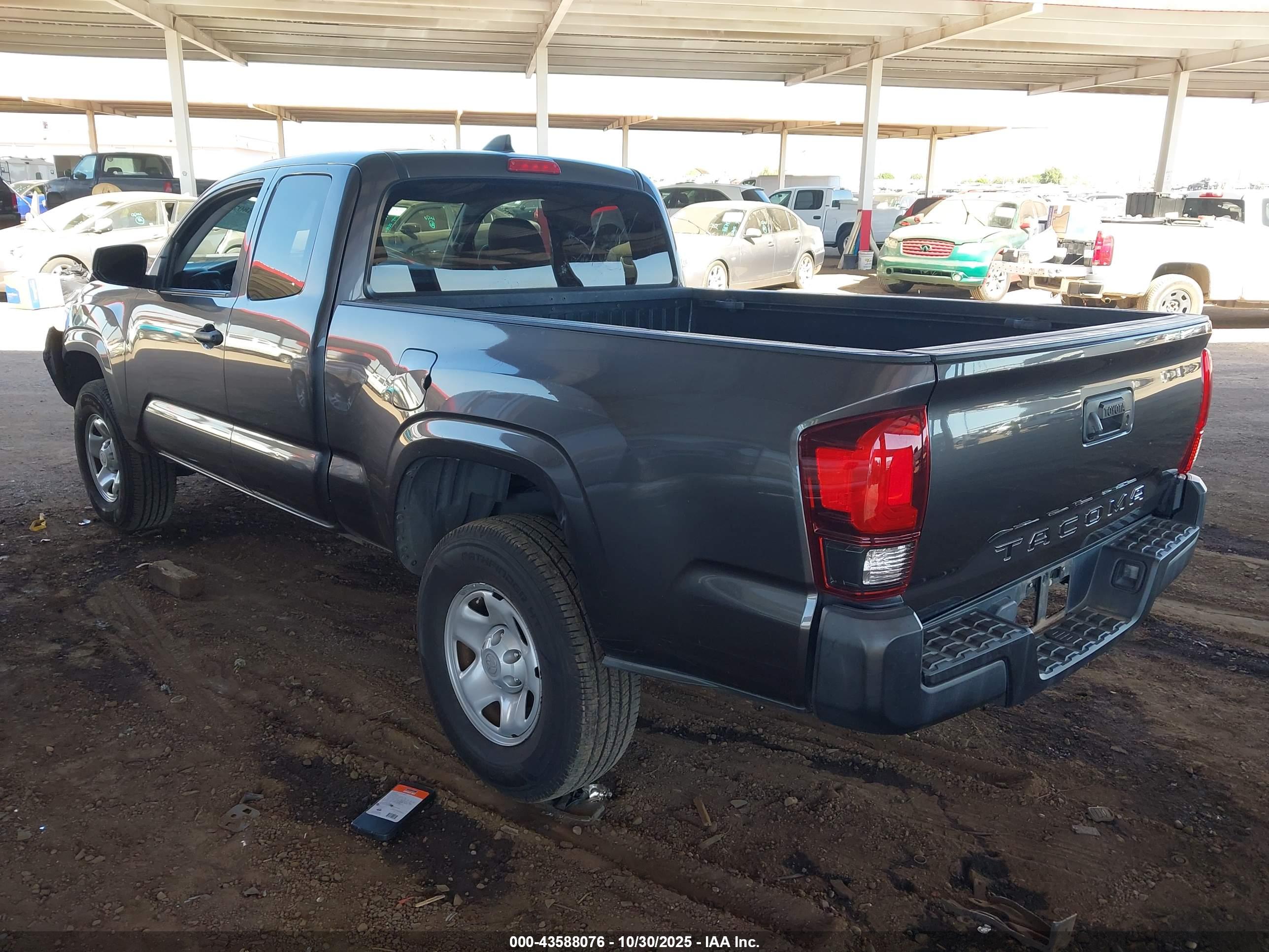 TOYOTA TACOMA image 3