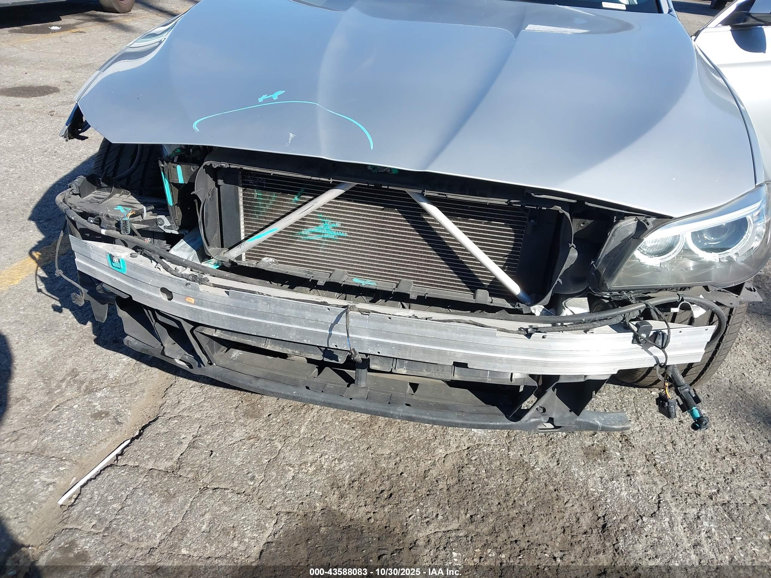 BMW 535I image 6