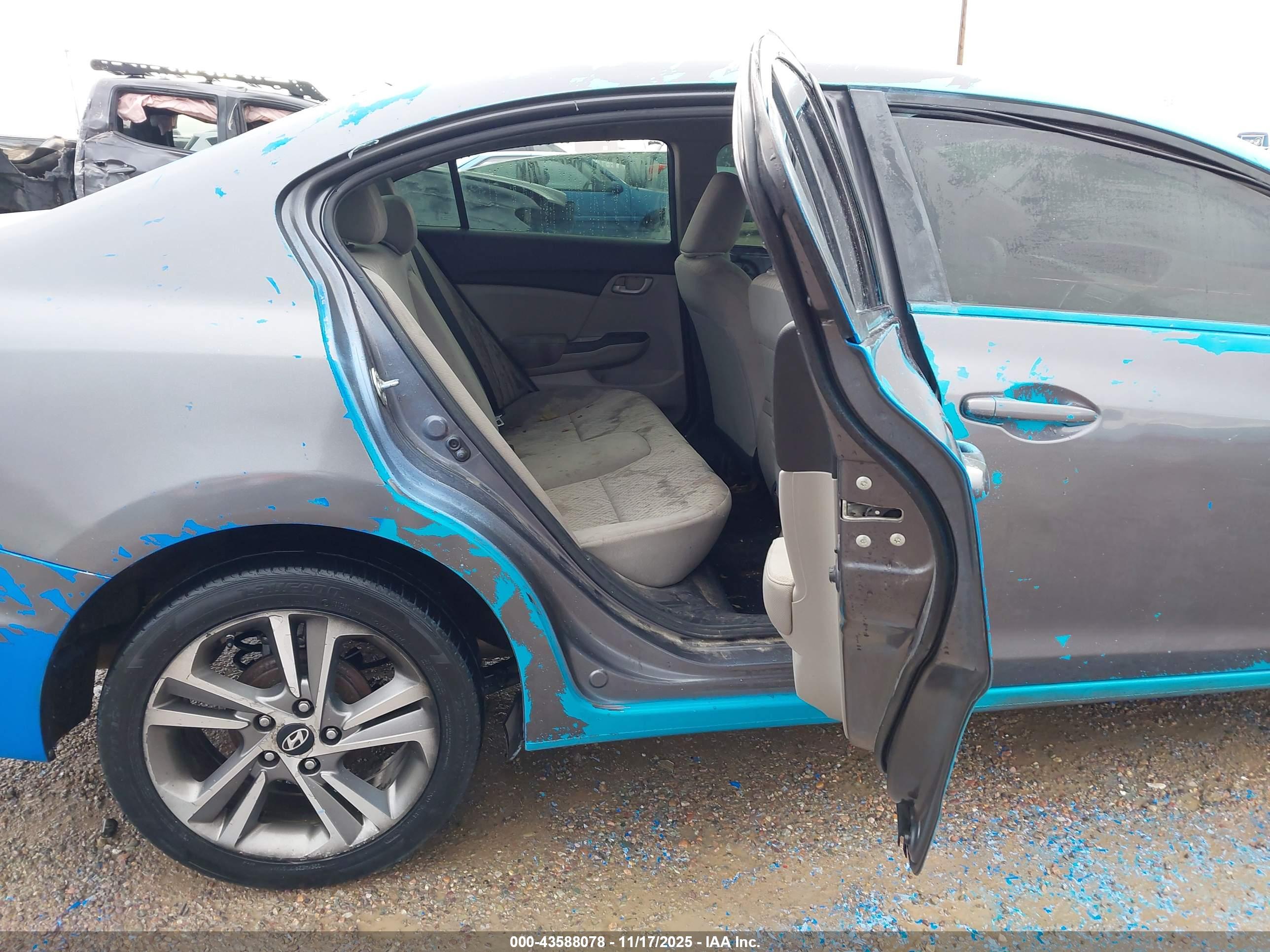 HONDA CIVIC image 8