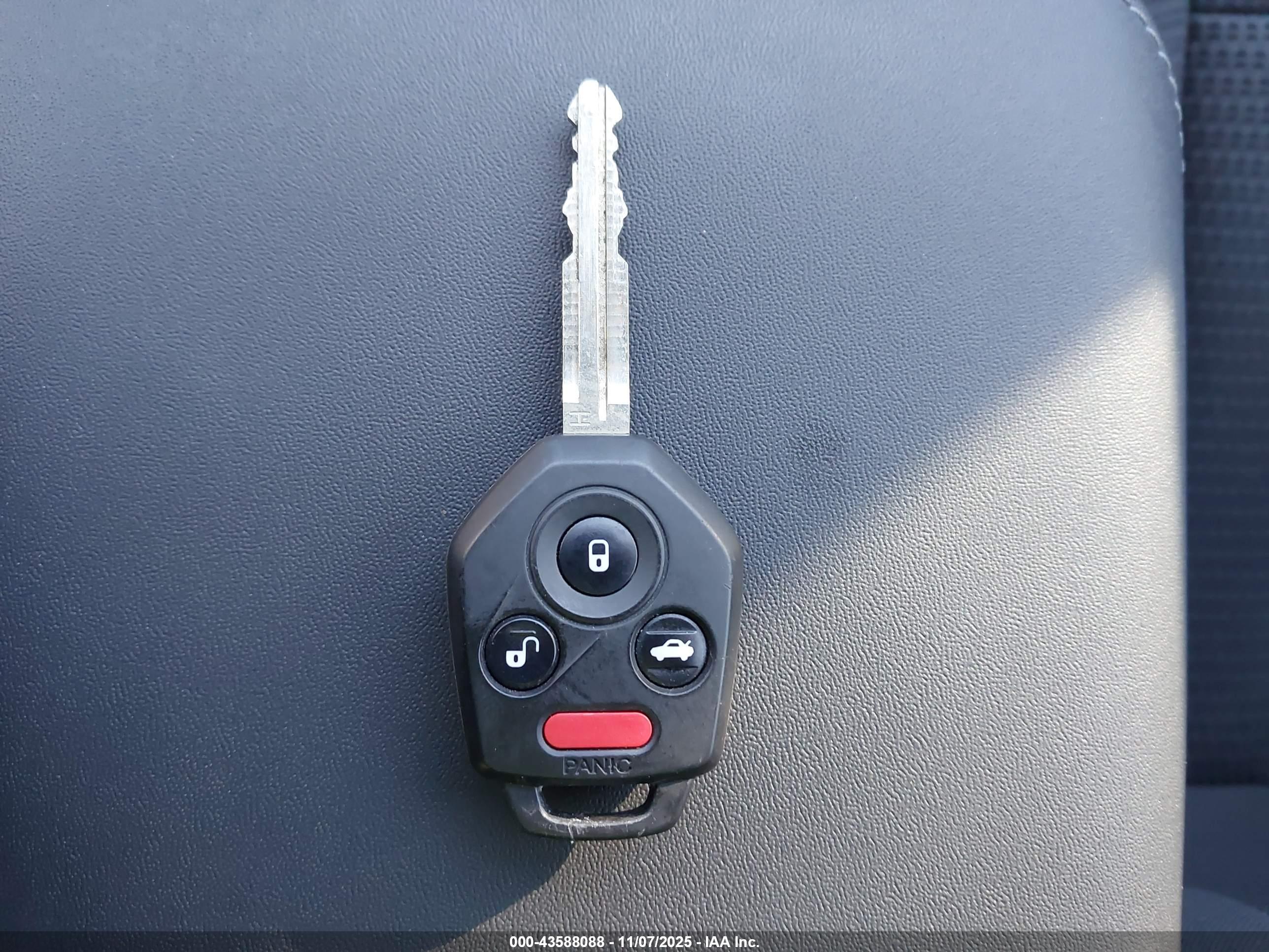 SUBARU OUTBACK image 11
