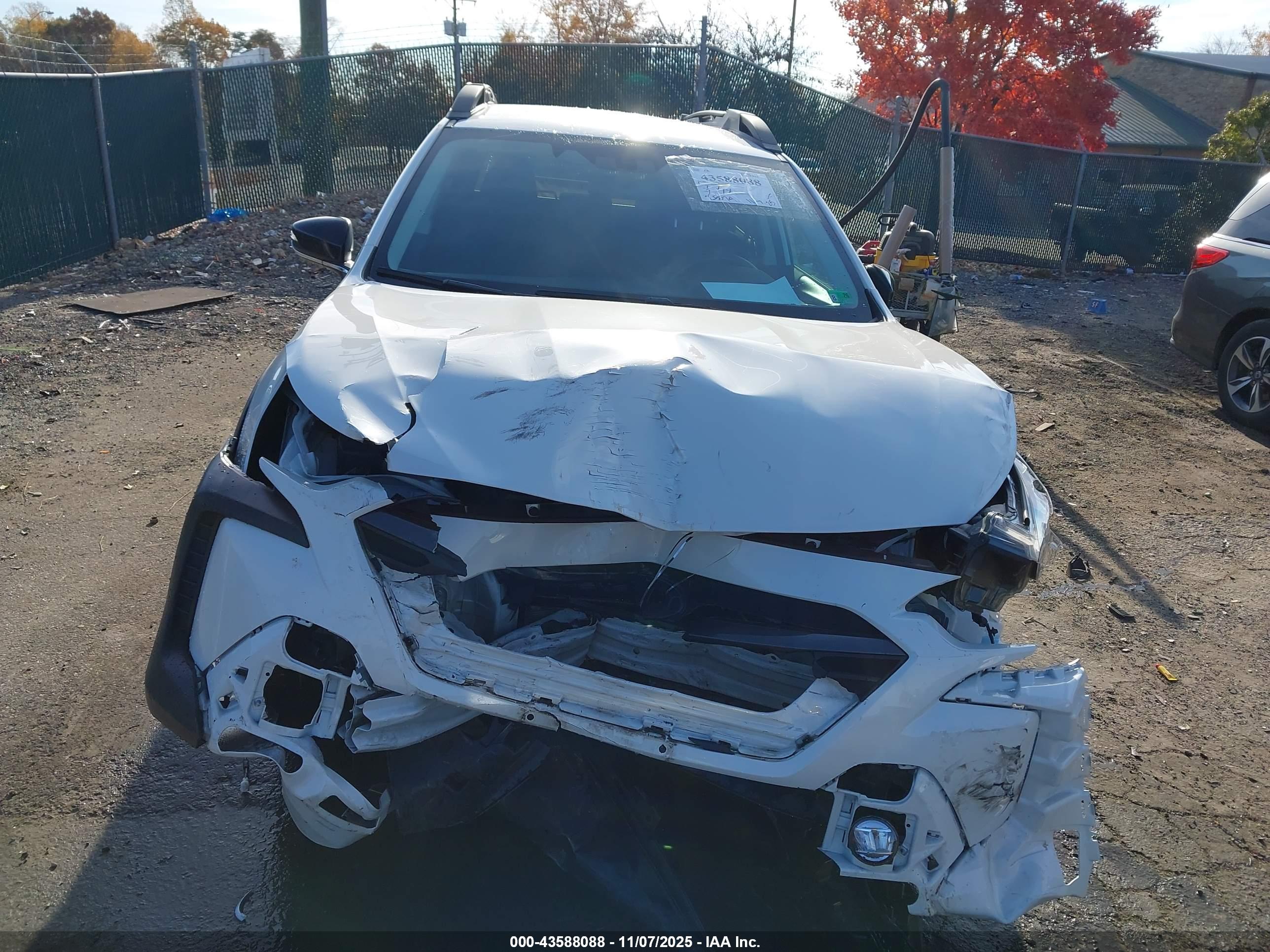 SUBARU OUTBACK image 6