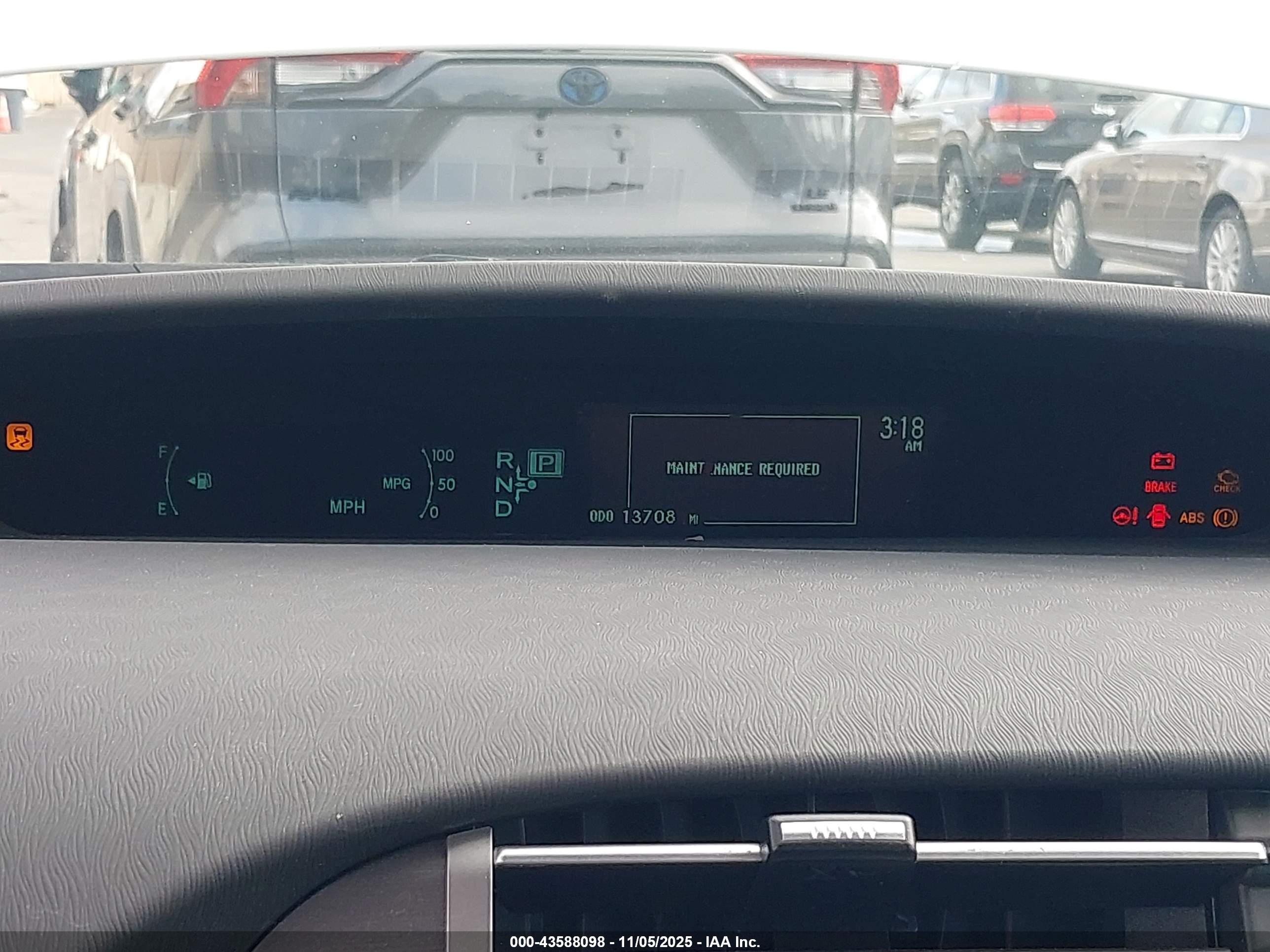 TOYOTA PRIUS image 7