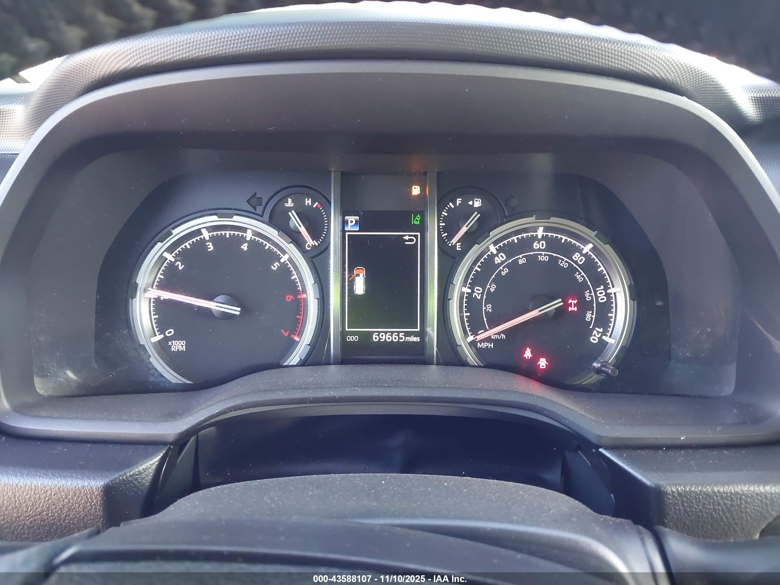 TOYOTA 4RUNNER image 7