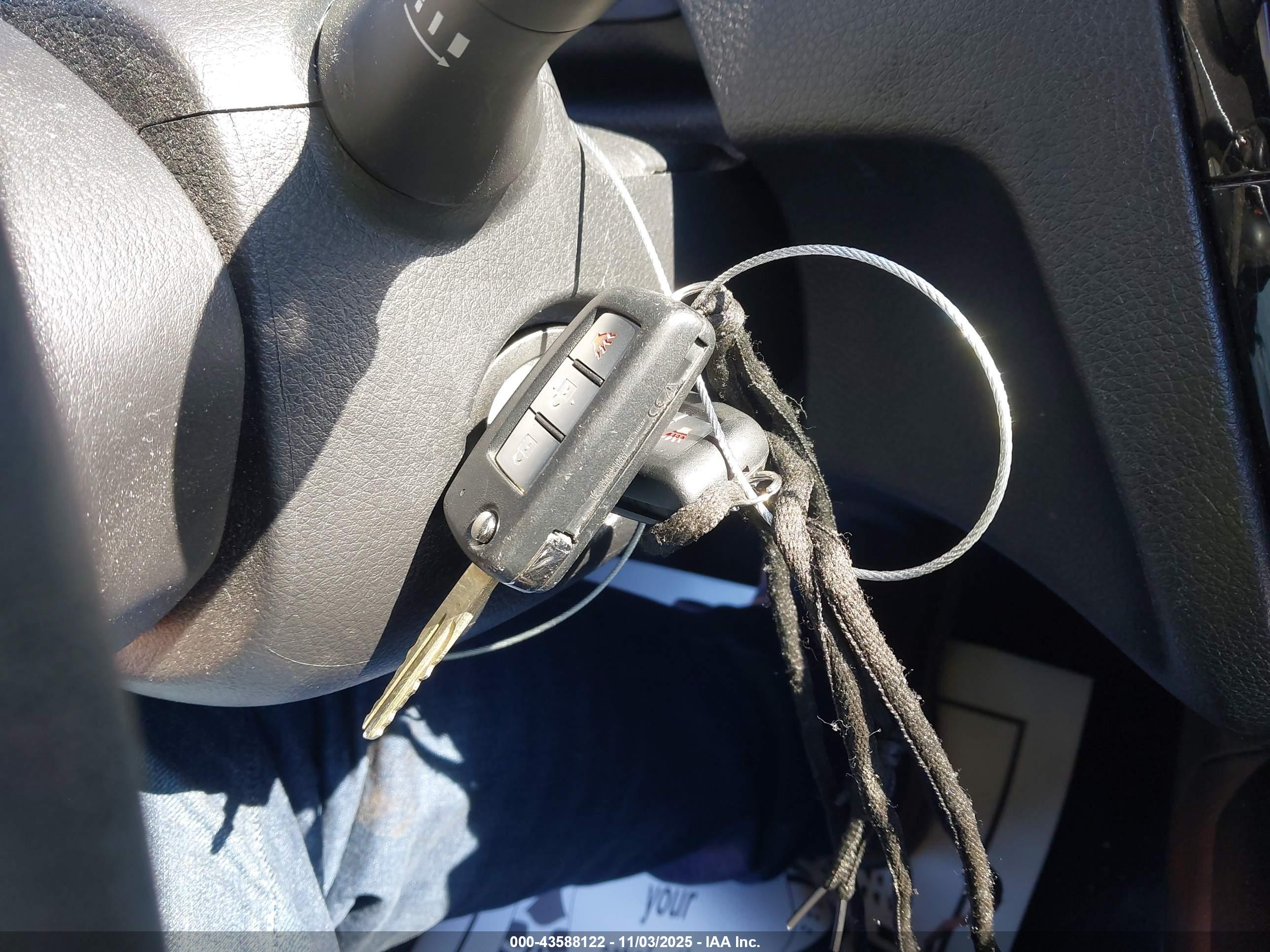 NISSAN ROGUE image 11