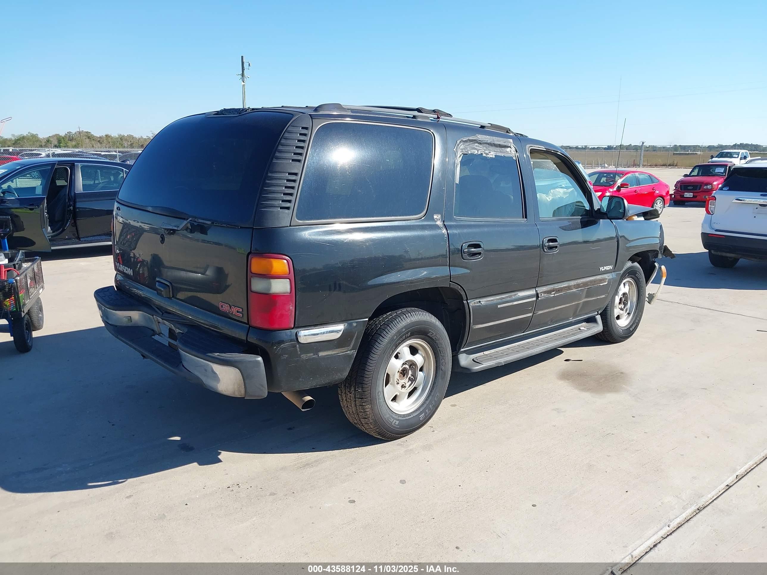 GMC YUKON image 4