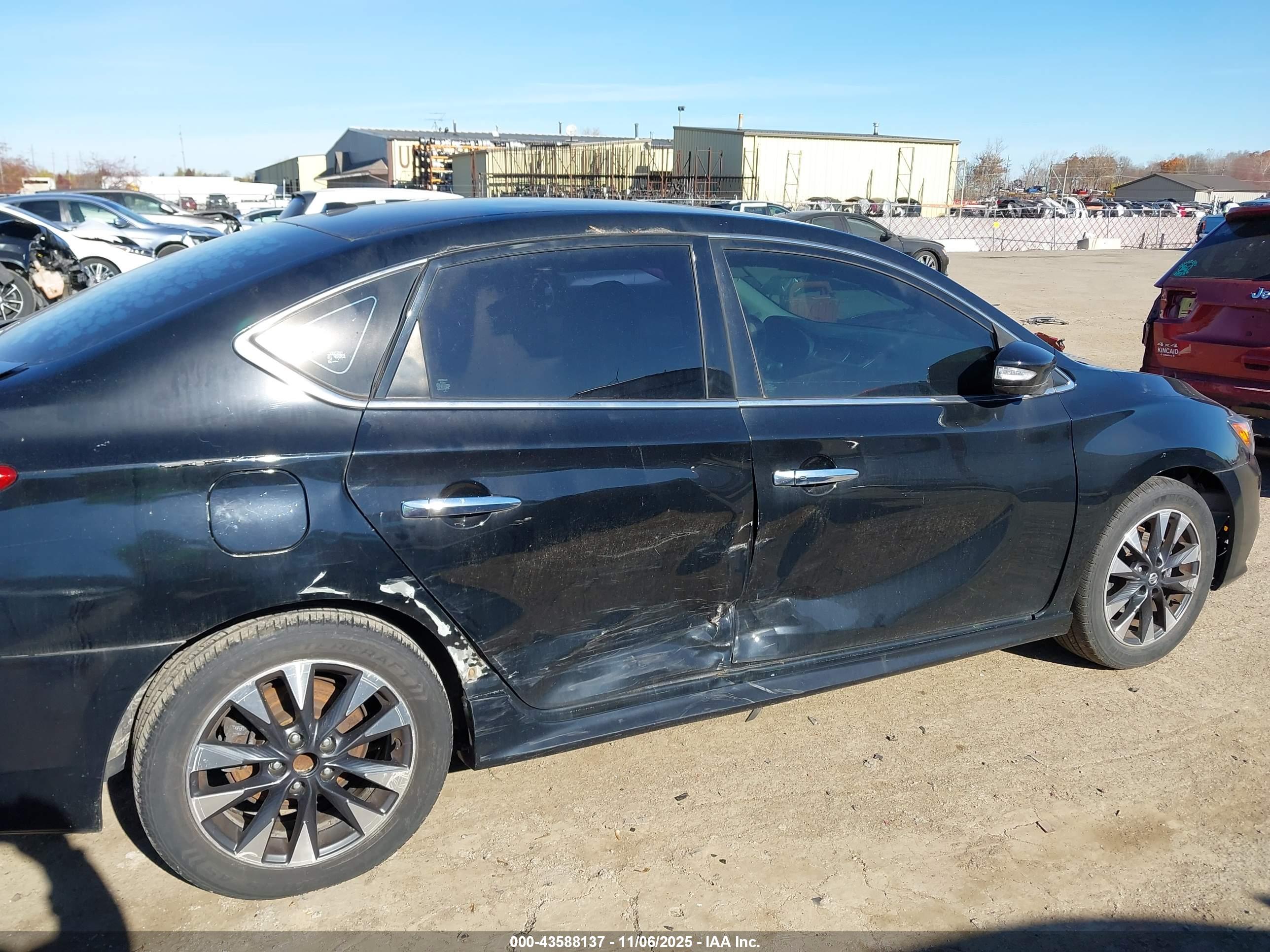 NISSAN SENTRA image 6