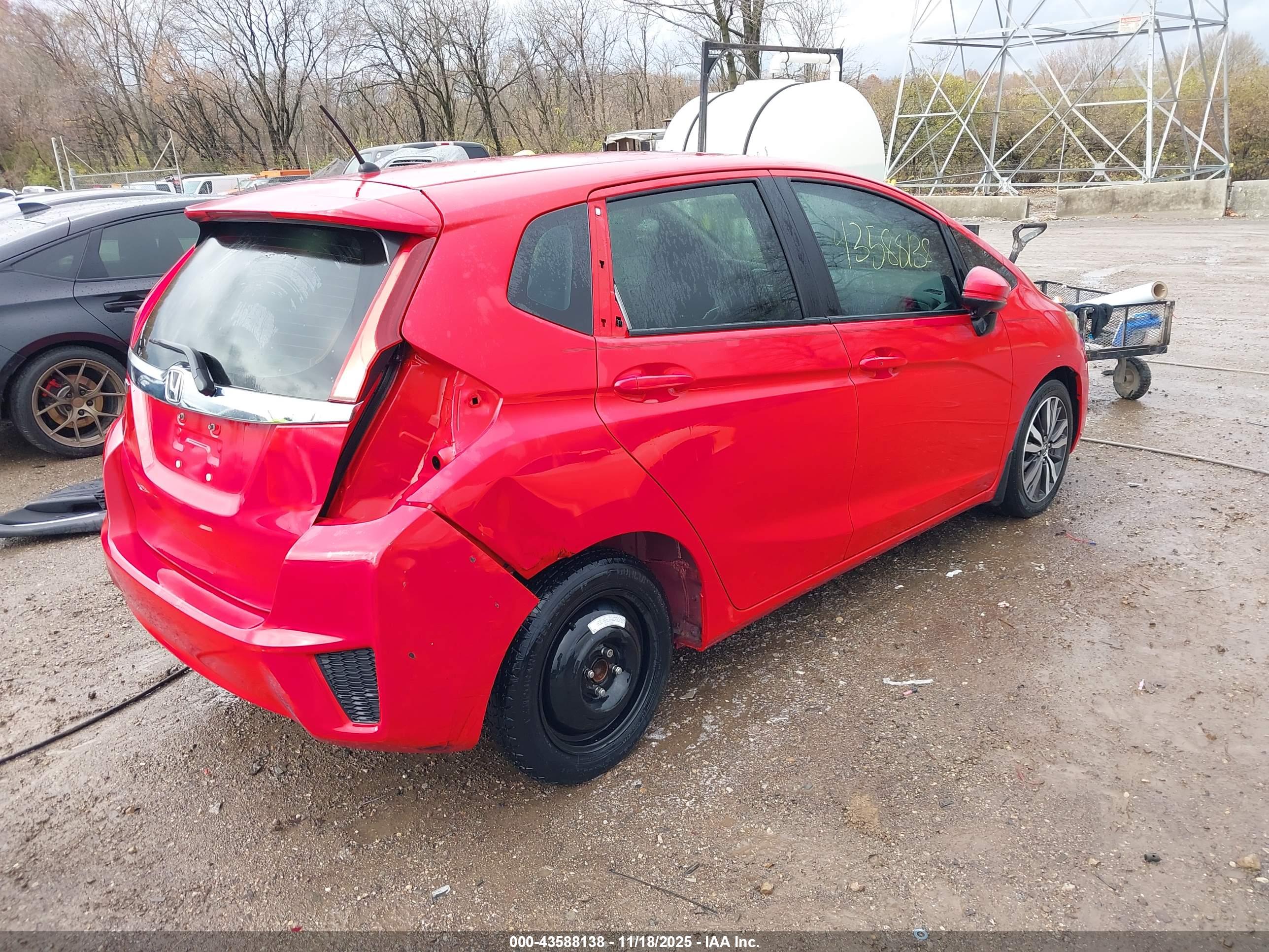 HONDA FIT image 4