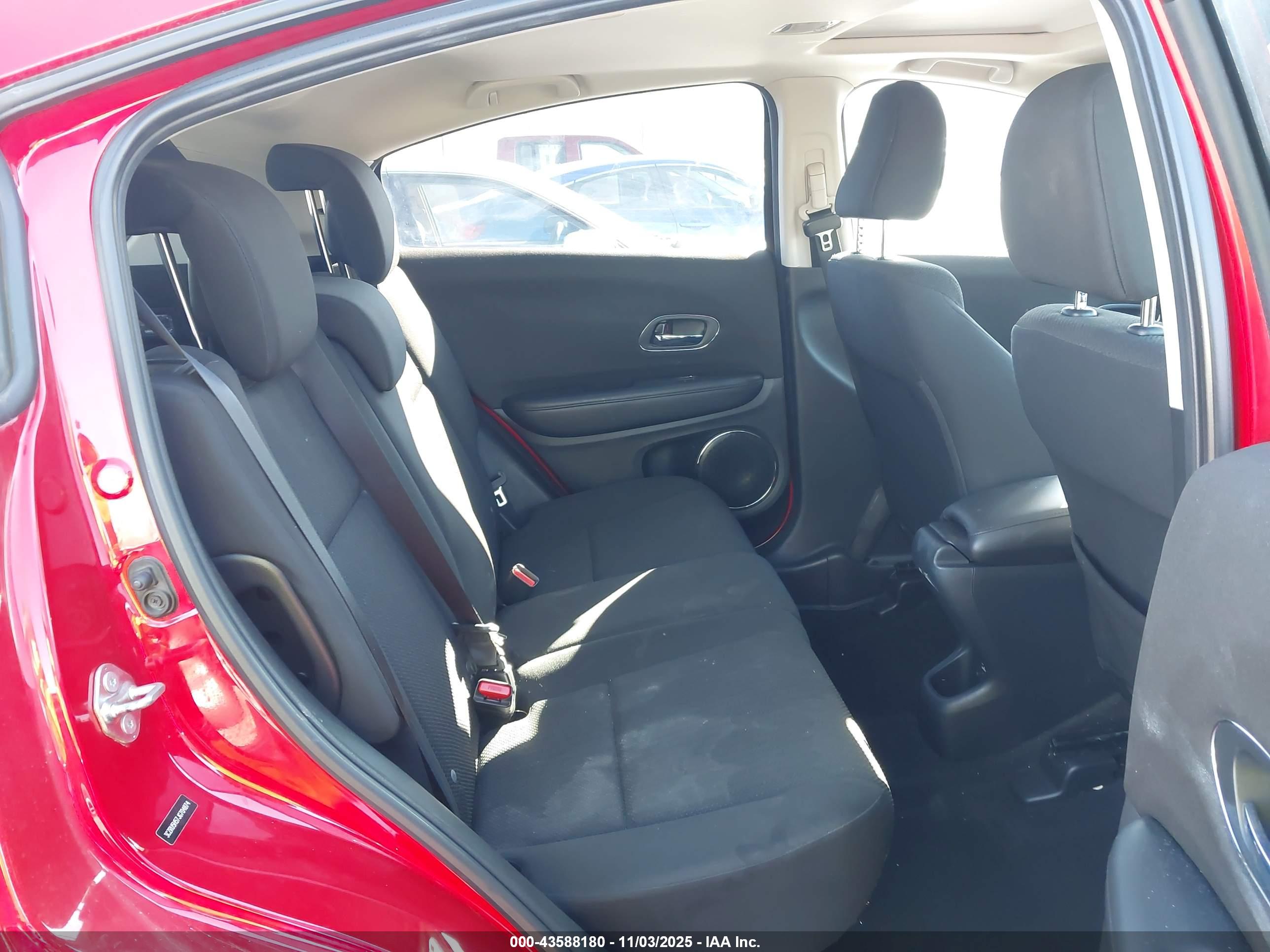 HONDA HR-V image 8