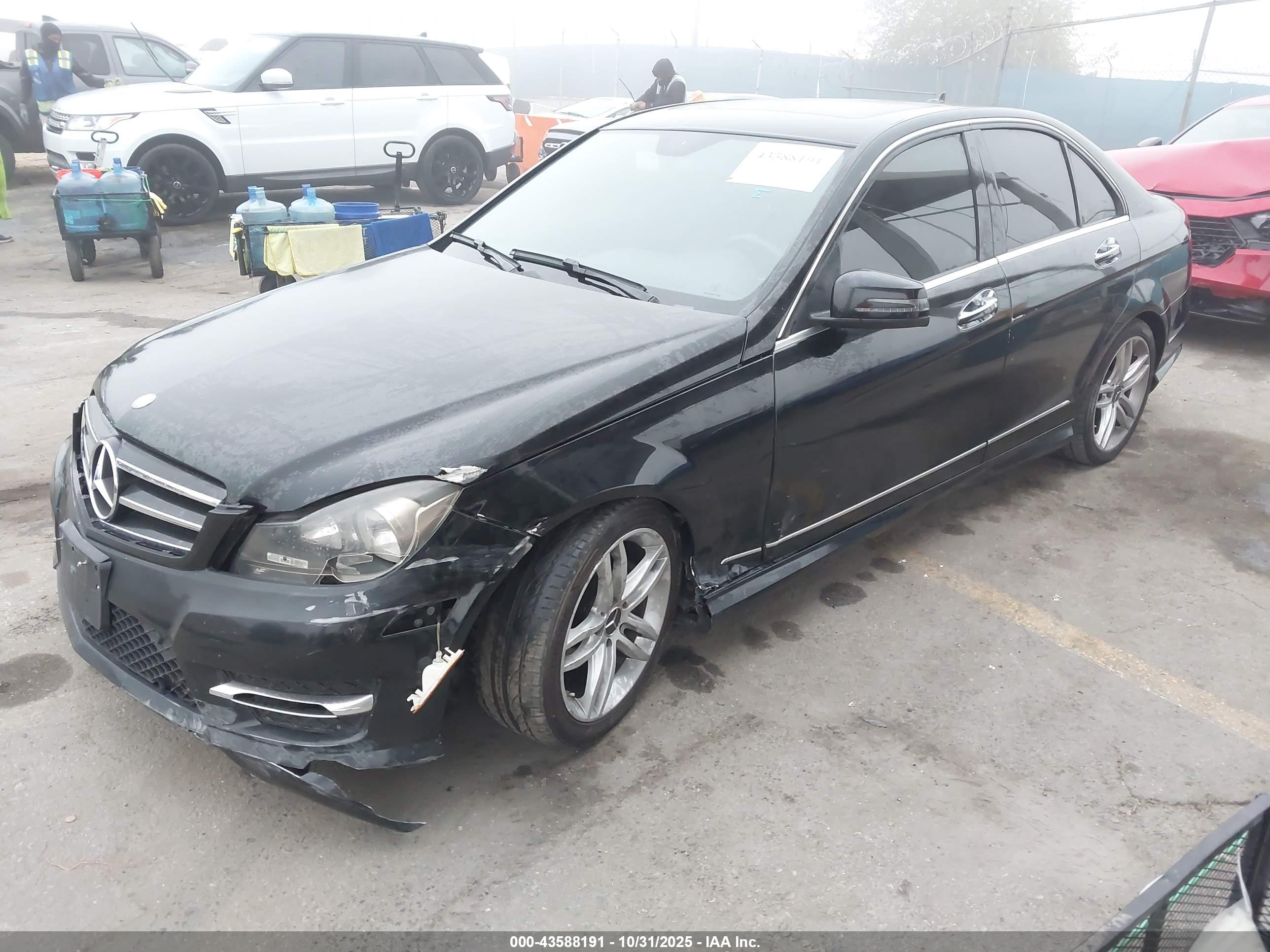 MERCEDES-BENZ C image 2