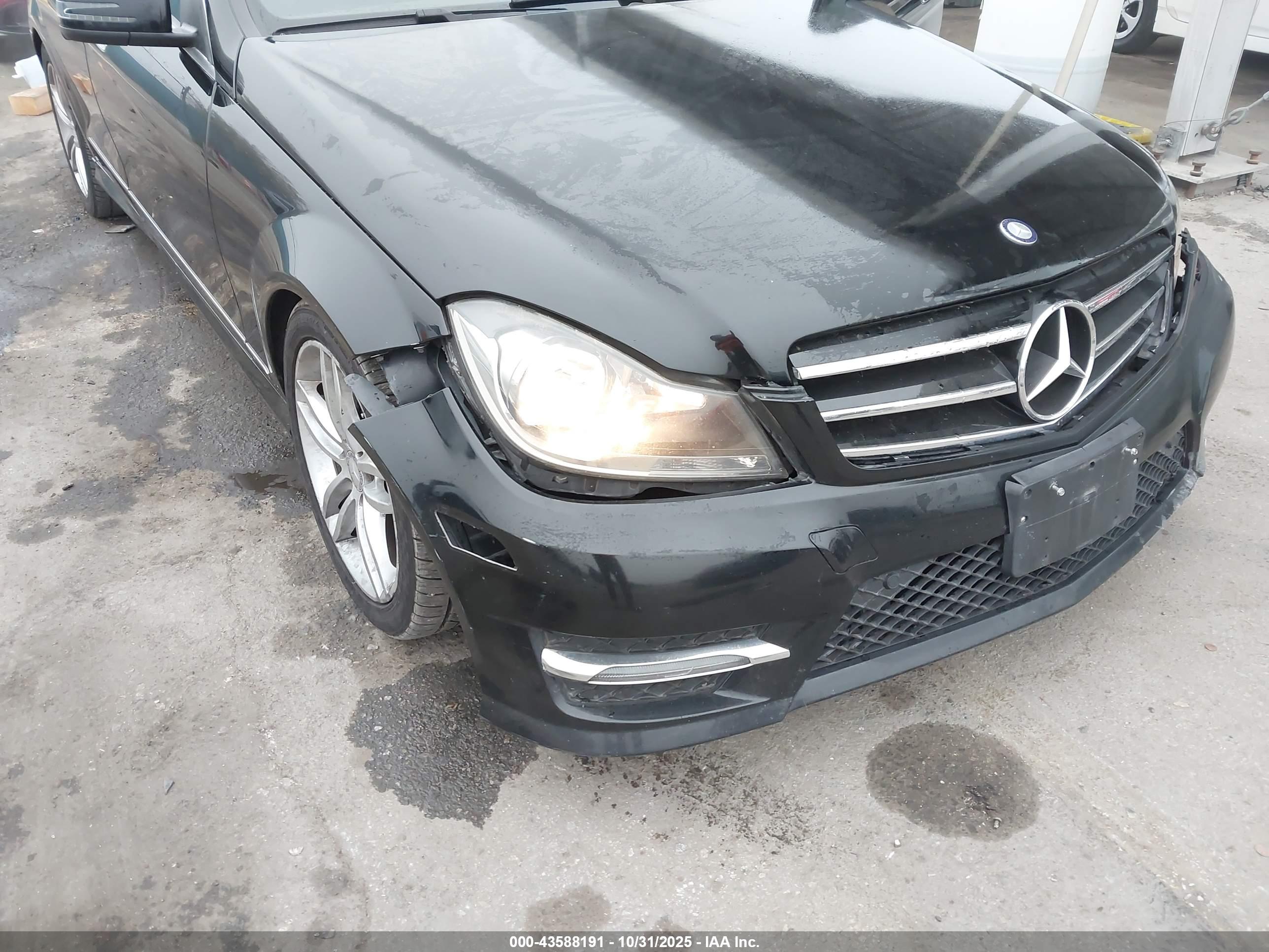 MERCEDES-BENZ C image 6