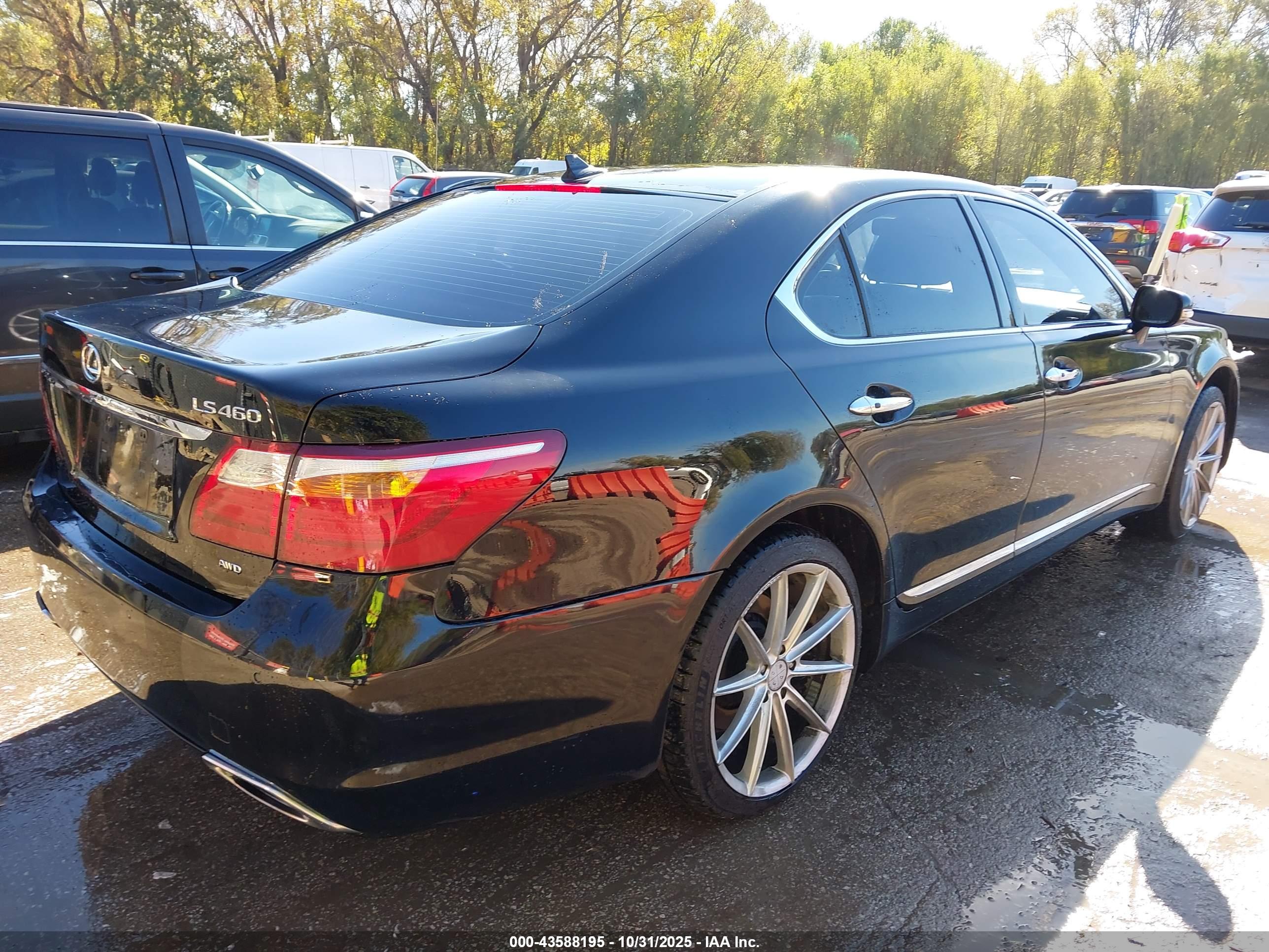 LEXUS LS image 4