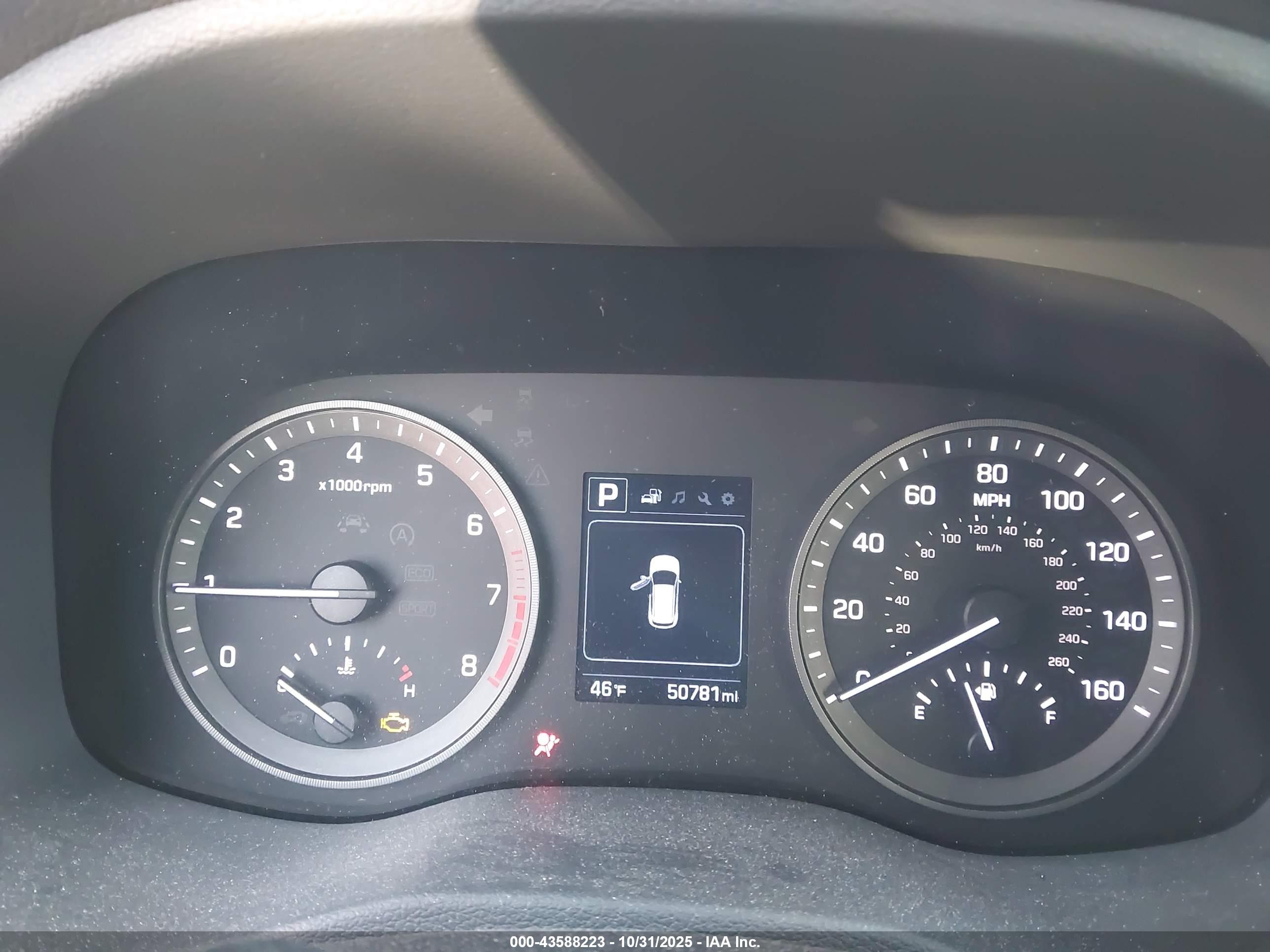 HYUNDAI TUCSON image 7