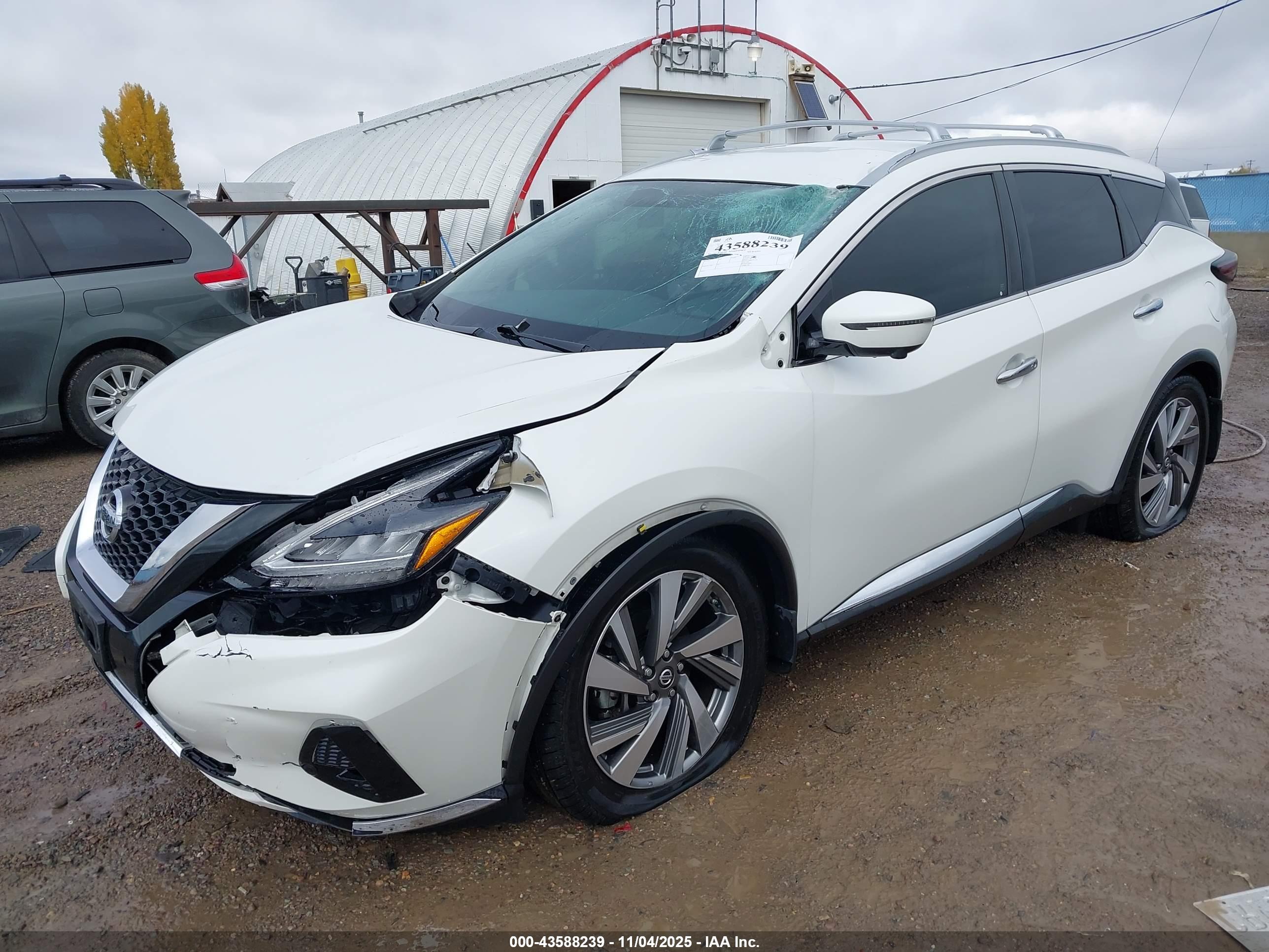 NISSAN MURANO image 2