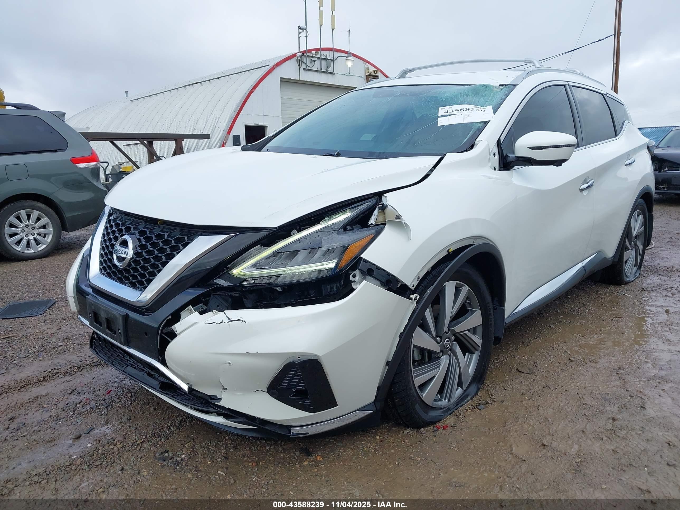 NISSAN MURANO image 6