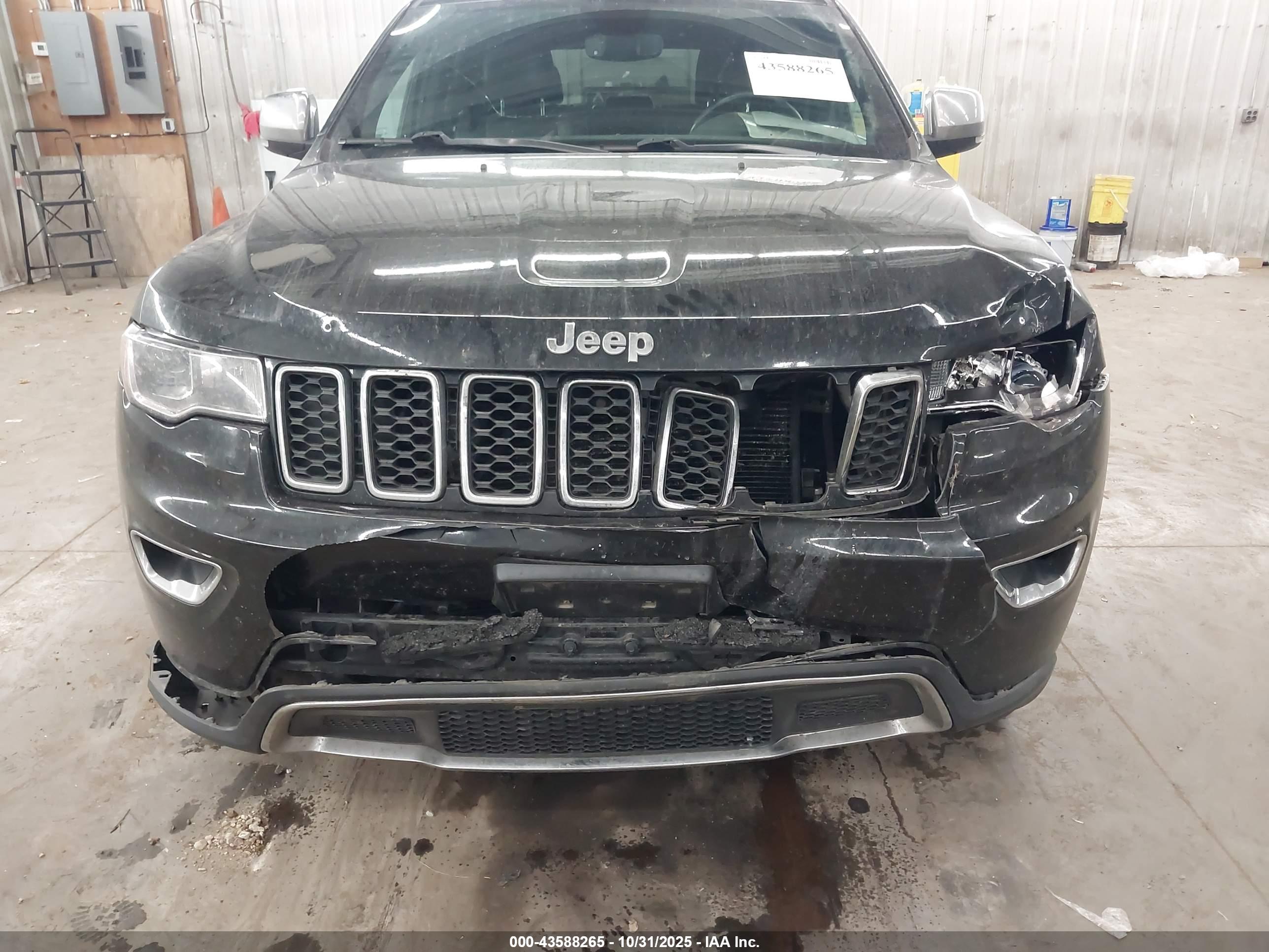 JEEP GRAND image 6