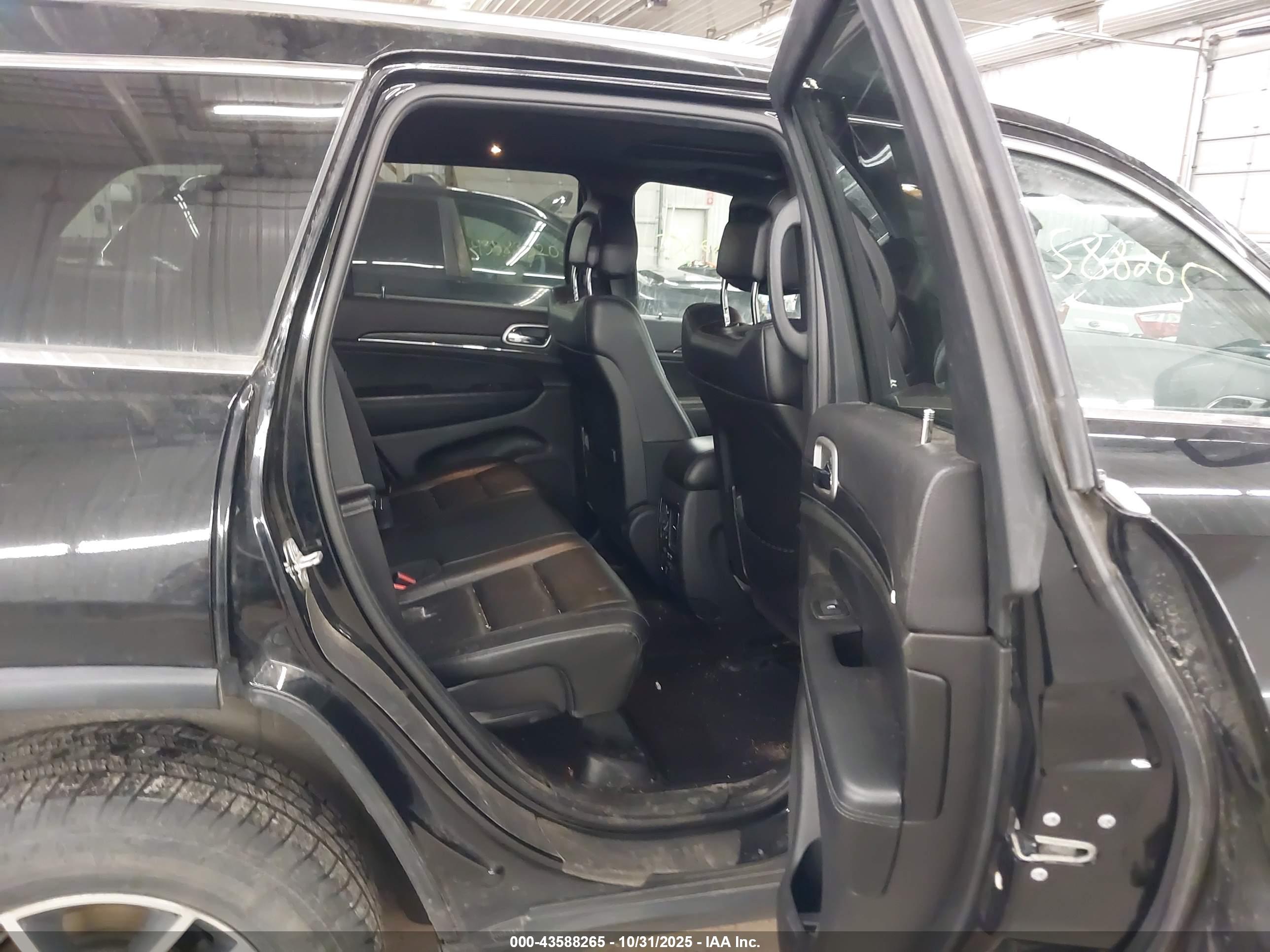 JEEP GRAND image 8